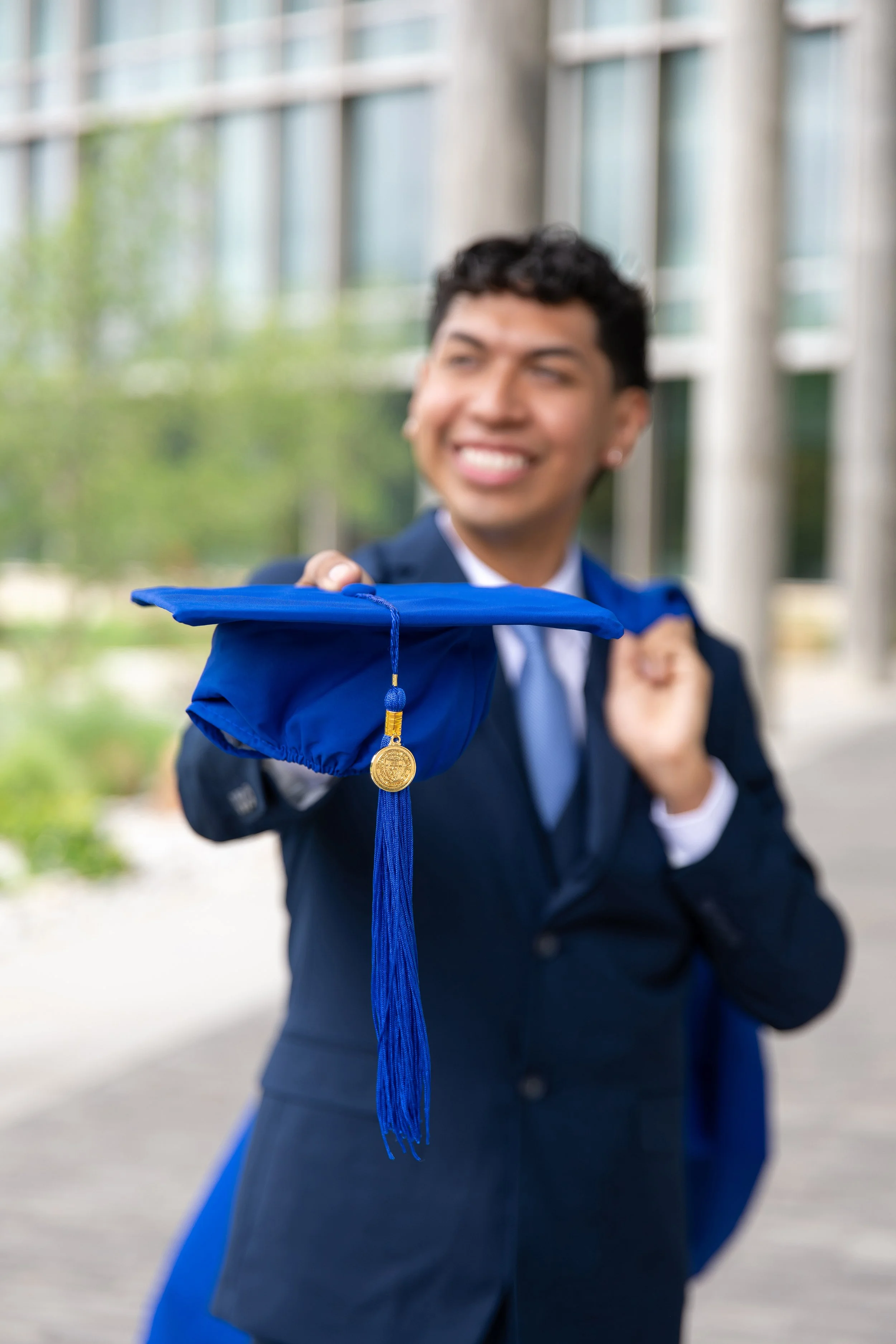 RS_Jonathan_UTA_GradSession_DFWPhotographer_TeddyGiles-7.jpg