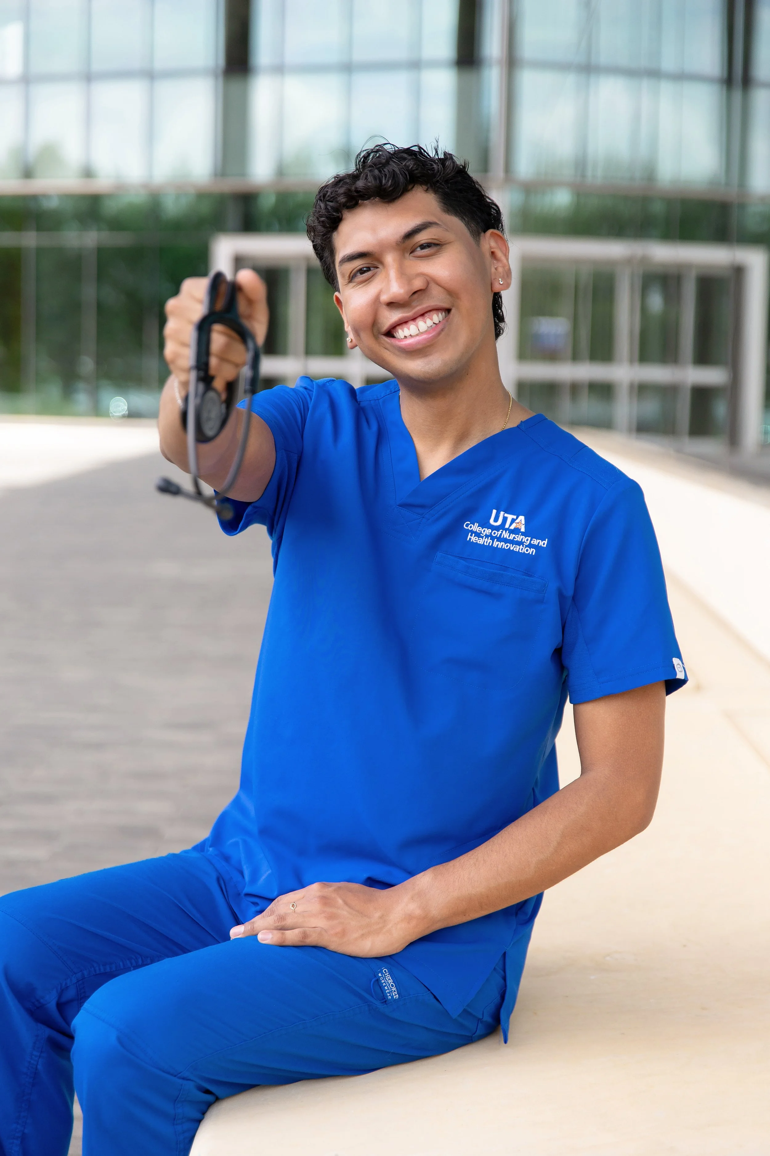 RS_Jonathan_UTA_GradSession_DFWPhotographer_TeddyGiles-26.jpg