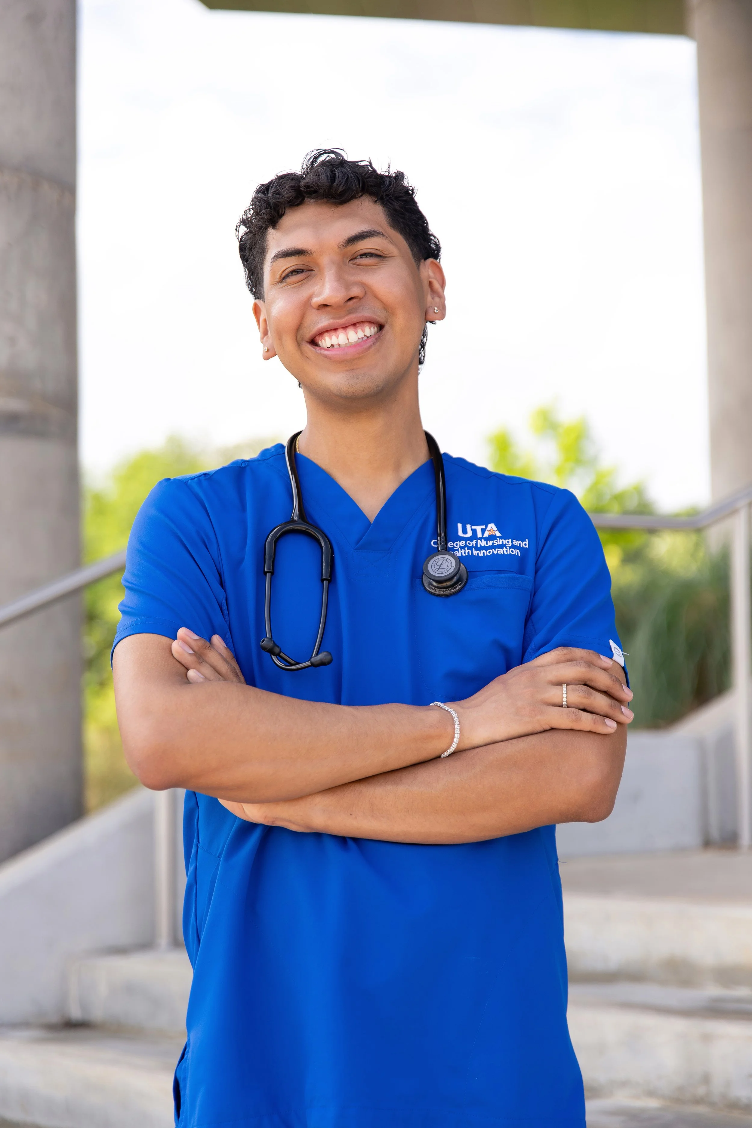 RS_Jonathan_UTA_GradSession_DFWPhotographer_TeddyGiles-27.jpg