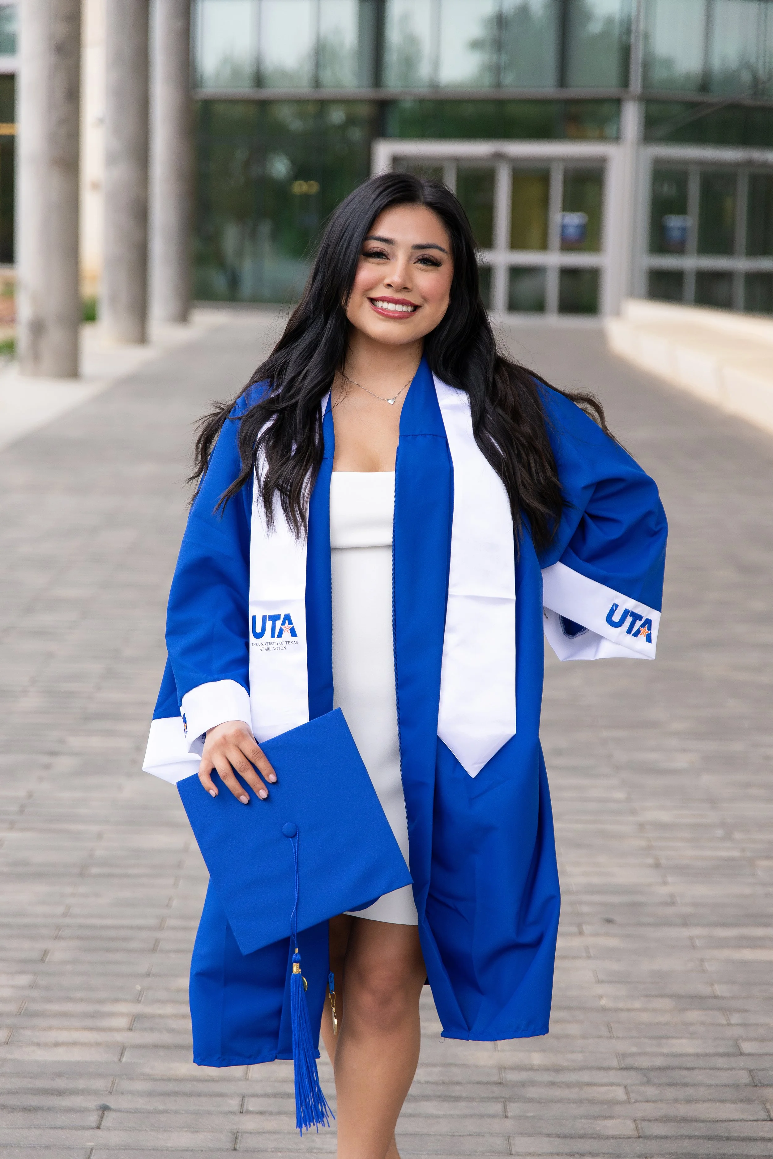 RS_Danna_UTA_GradSession_DFWPhotographer_TeddyGiles-6.jpg