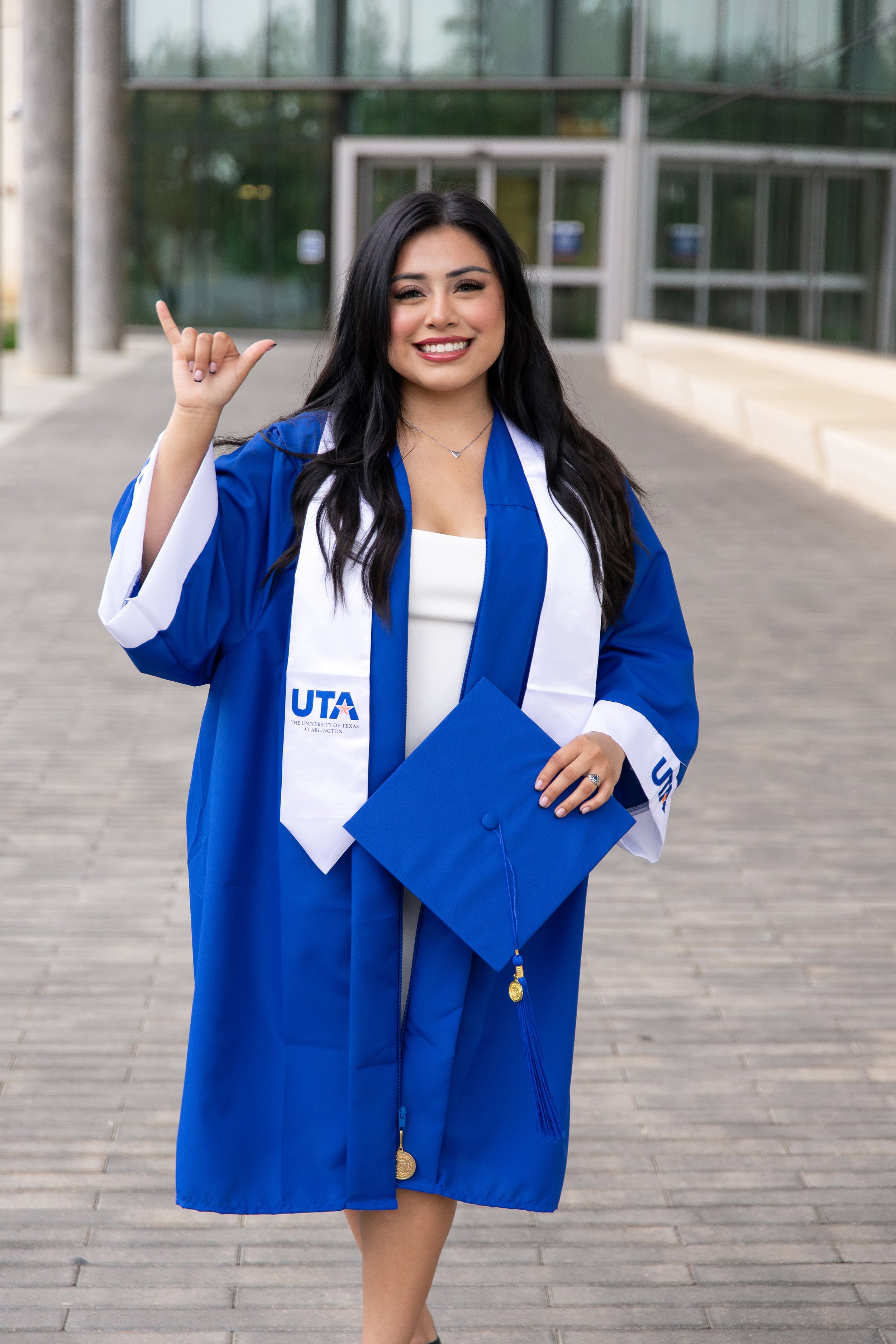 RS_Danna_UTA_GradSession_DFWPhotographer_TeddyGiles-7.jpg