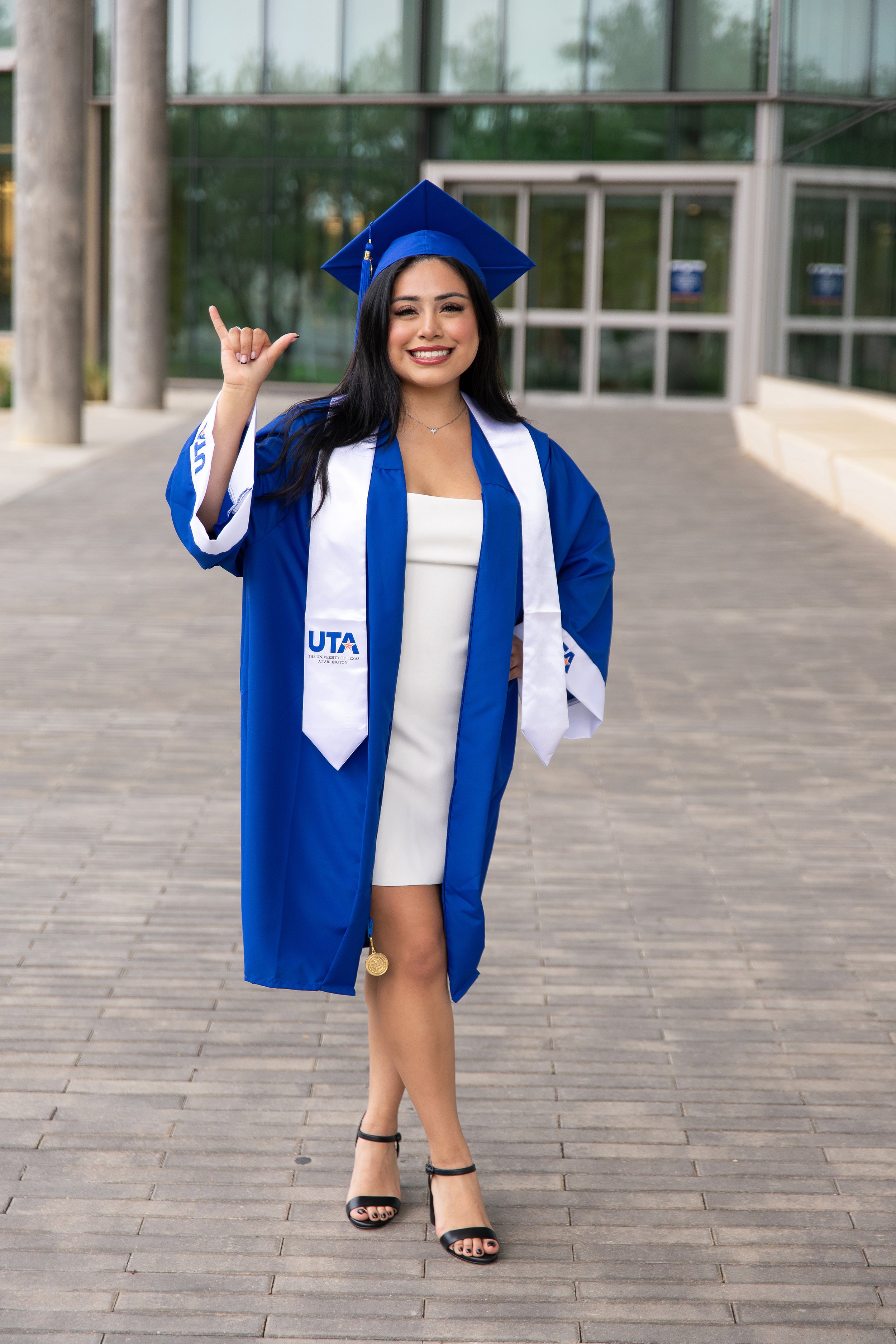 RS_Danna_UTA_GradSession_DFWPhotographer_TeddyGiles-23.jpg