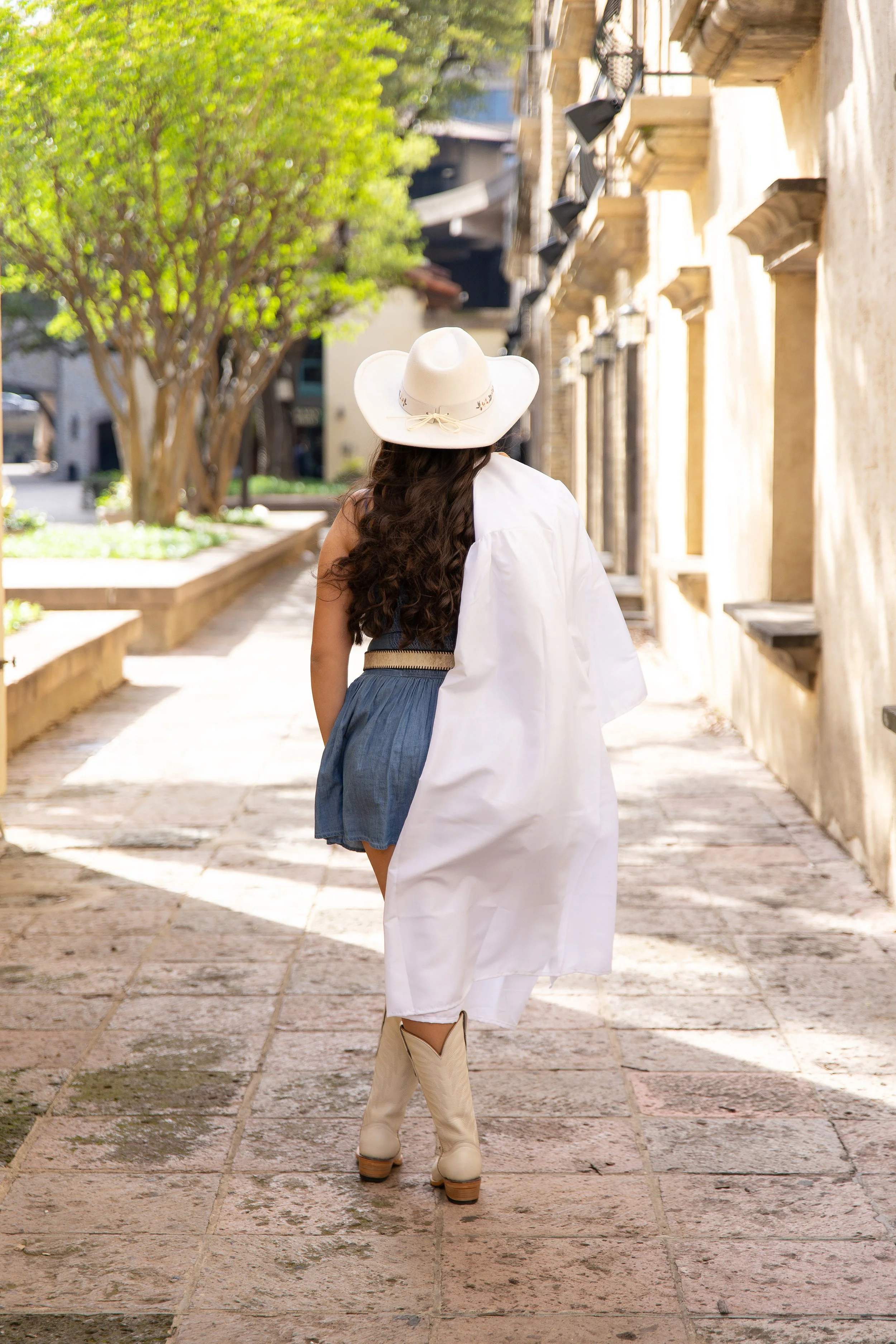 RS_Amerah_SeniorSession_DFWPhotographer_TeddyGiles-33.jpg