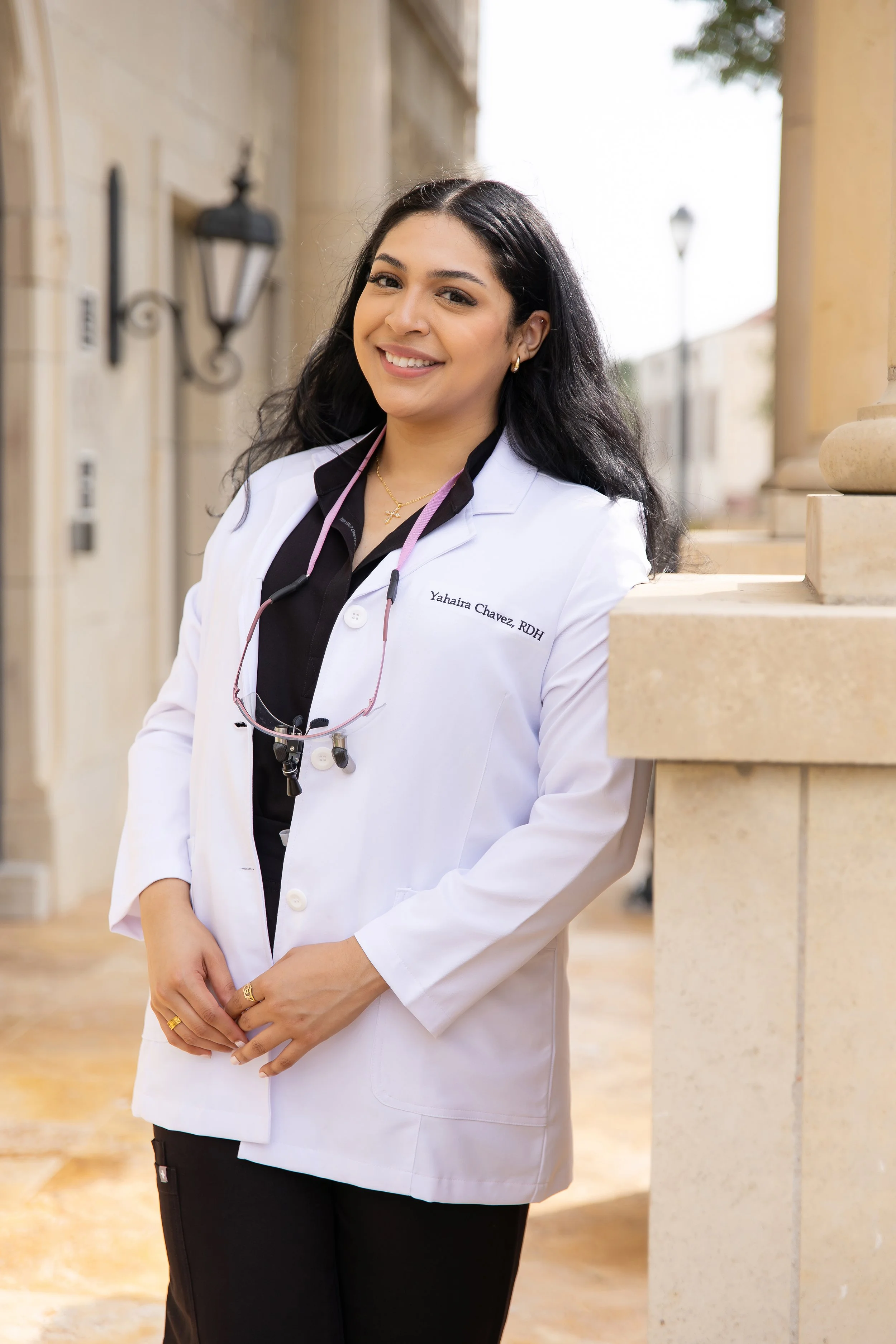 RS_Yahaira_TCC_GradSession_DFWPhotographer_TeddyGiles-29.jpg