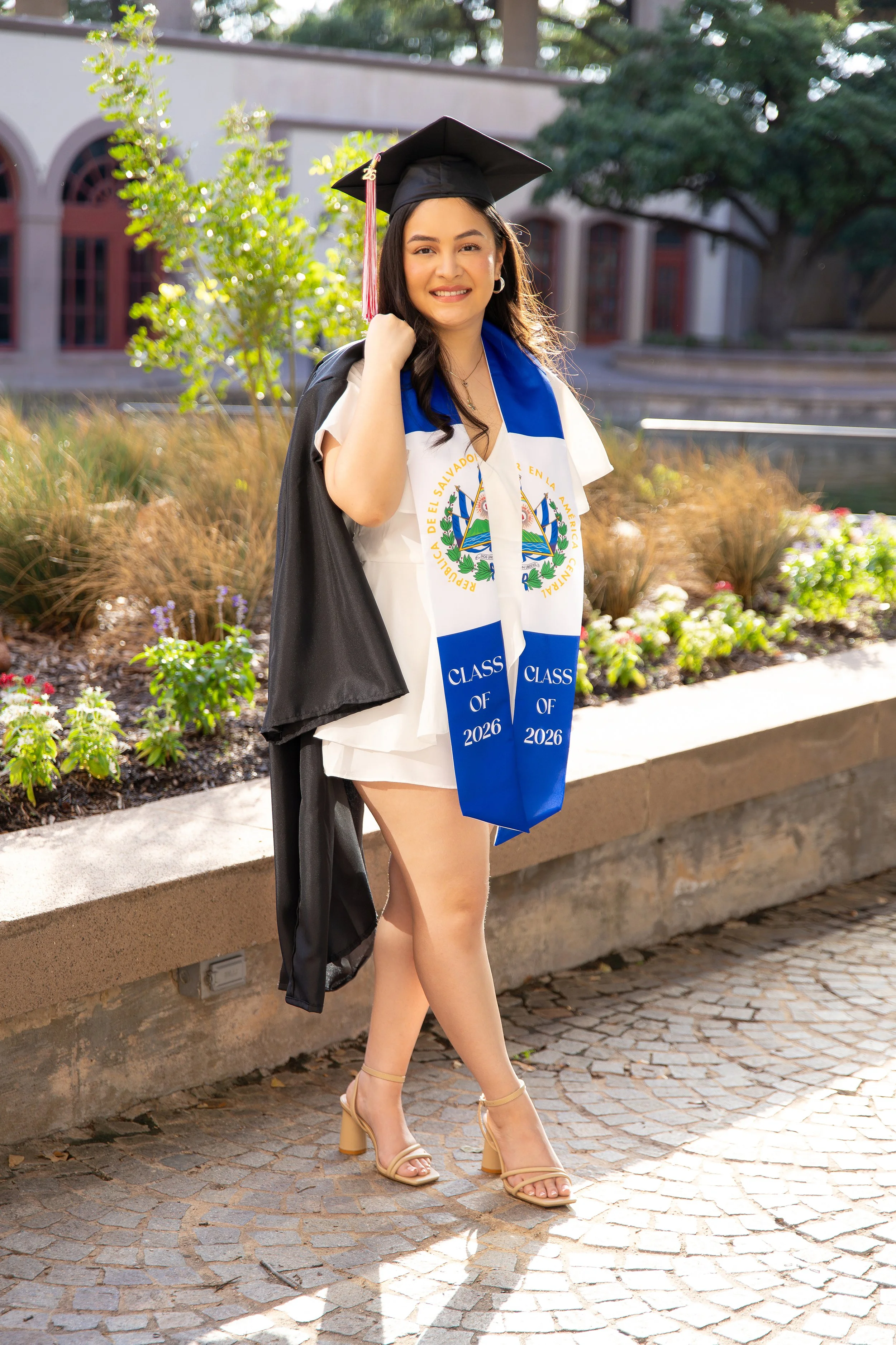 RS_Stefany_GradSession_DFWPhotographer_TeddyGiles-15.jpg
