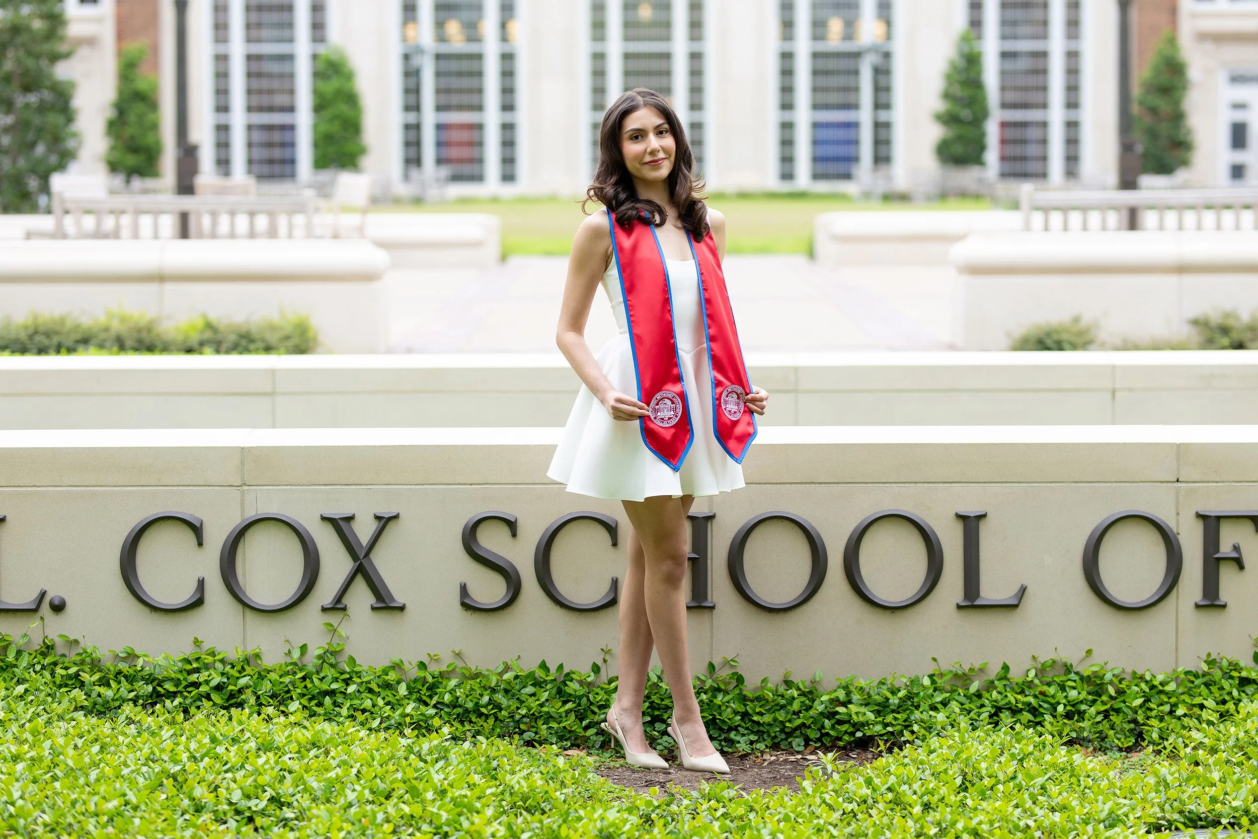 RS_Alitzah_GradSession_DFWPhotographer_TeddyGiles-13.jpg