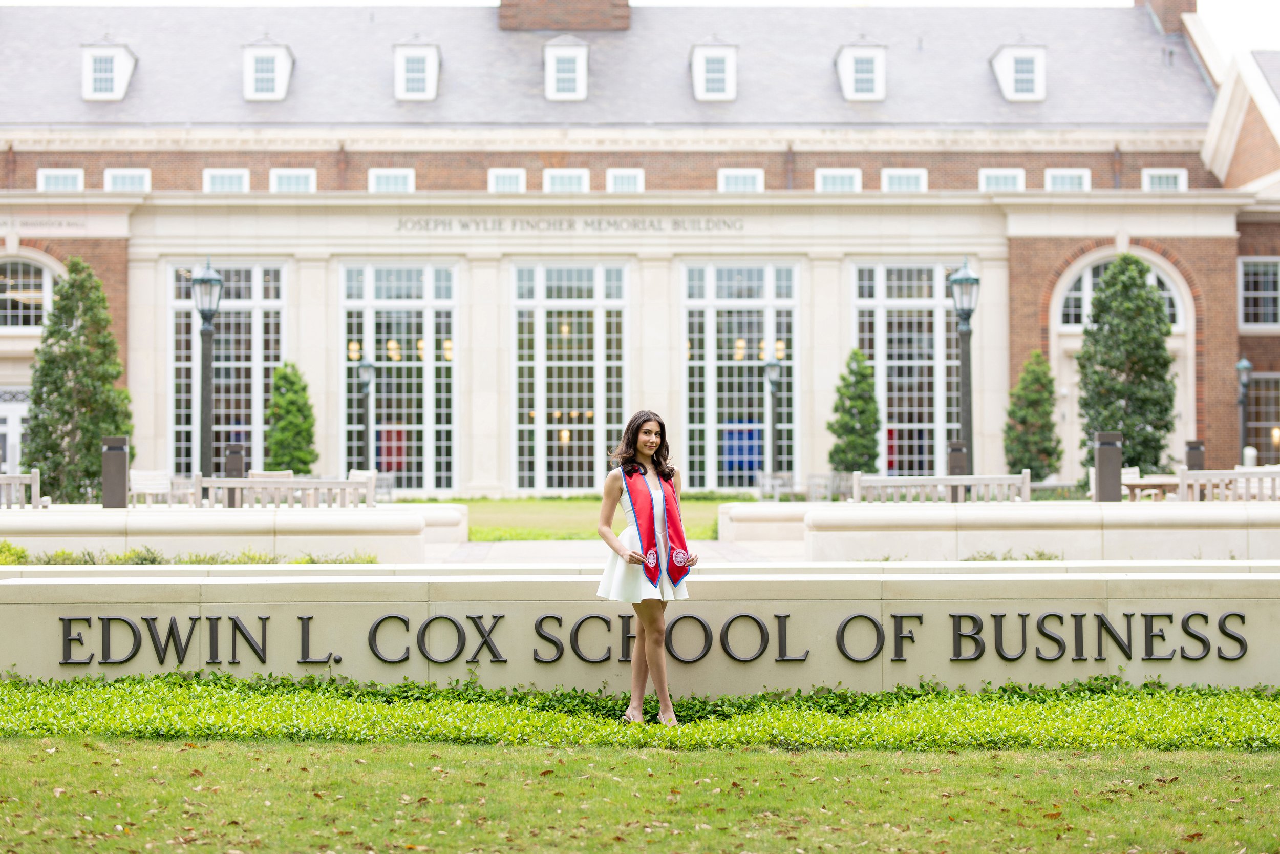 RS_Alitzah_GradSession_DFWPhotographer_TeddyGiles-12.jpg