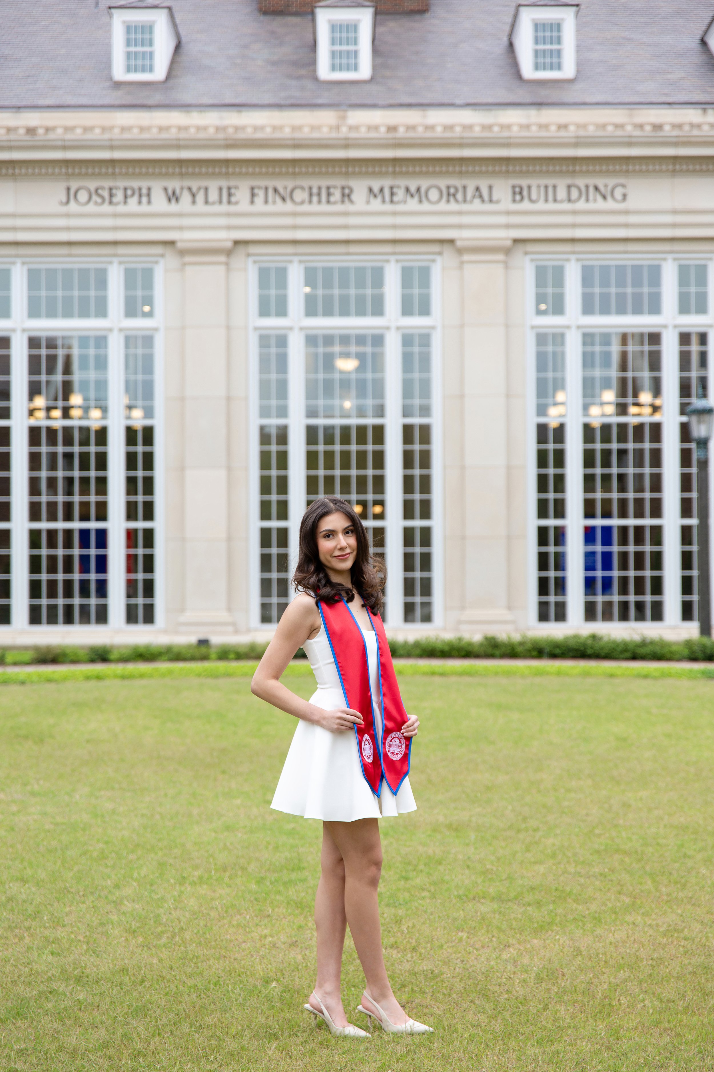RS_Alitzah_GradSession_DFWPhotographer_TeddyGiles-17.jpg