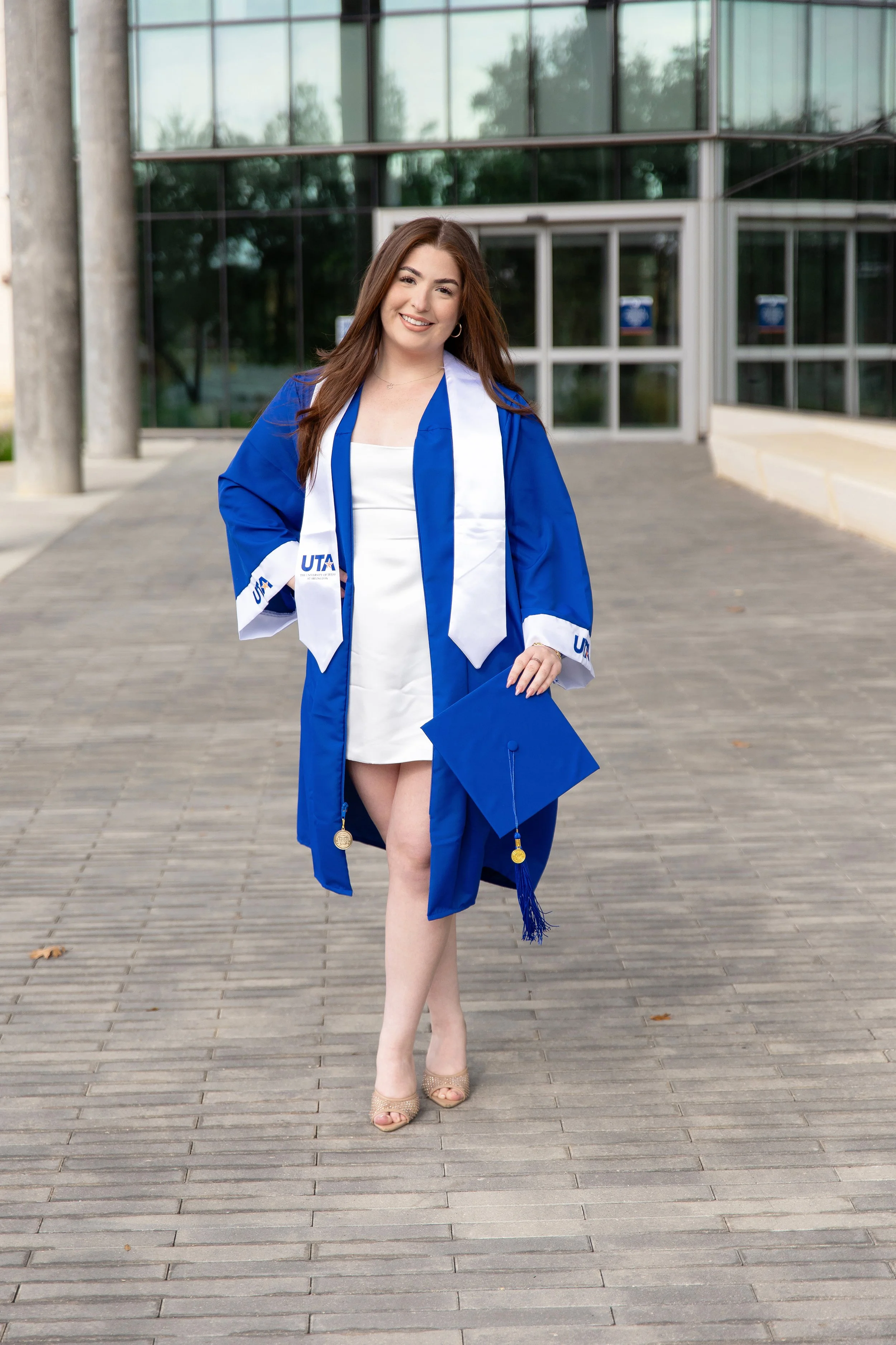 RS_Vanessa_UTA_GradSession_DFWPhotographer_TeddyGiles-4.jpg