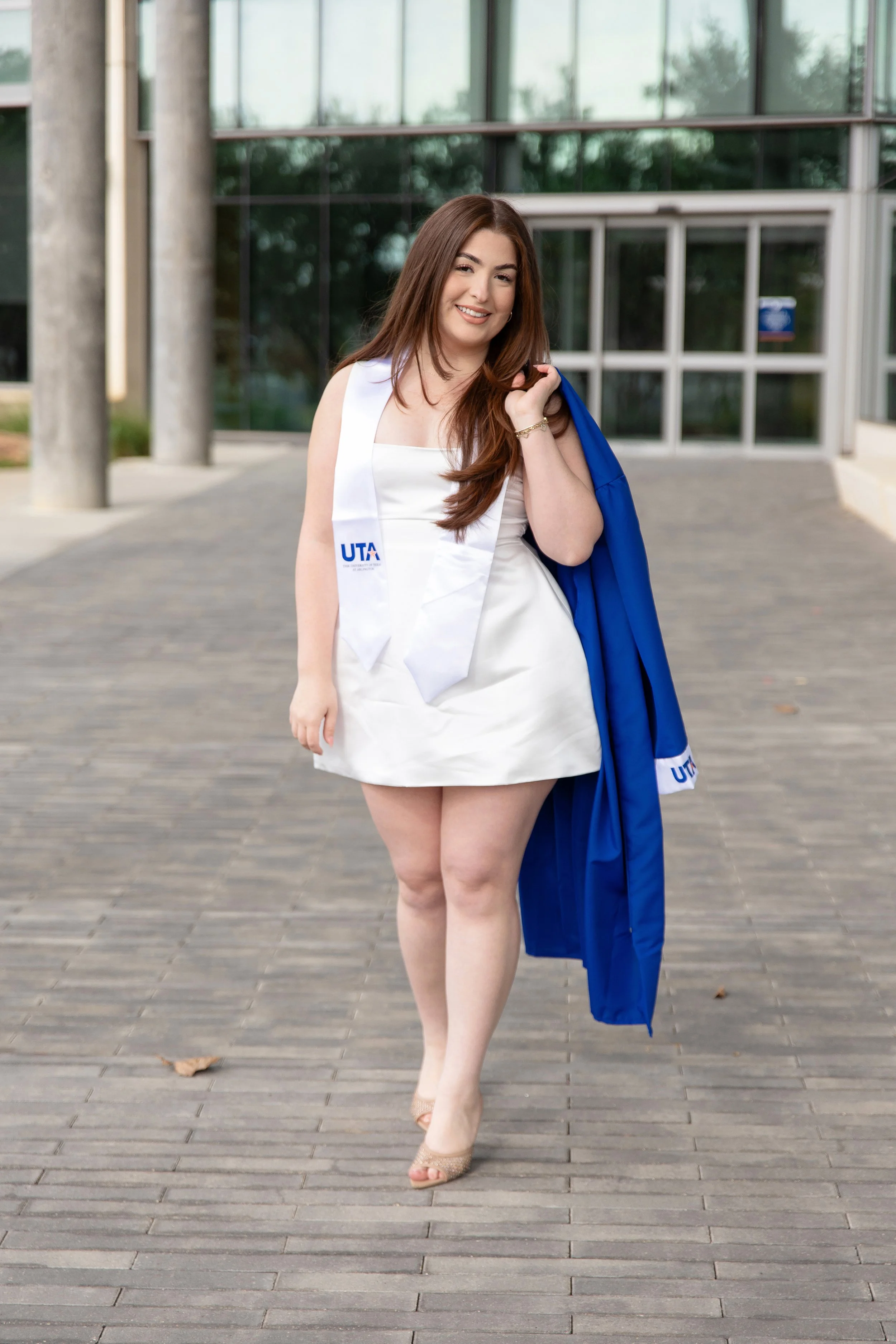 RS_Vanessa_UTA_GradSession_DFWPhotographer_TeddyGiles-9.jpg