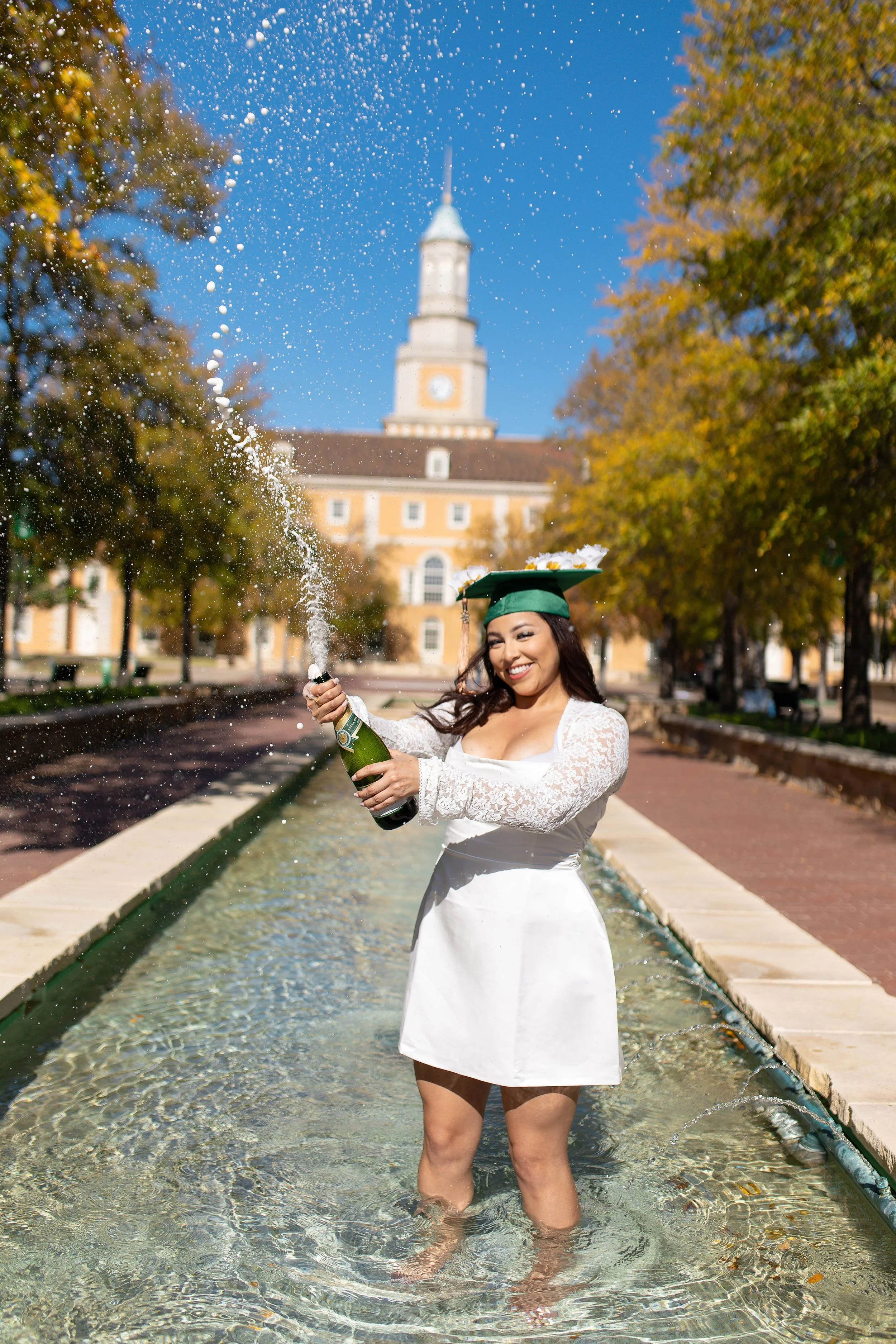 RS_Jackie_UNT_GradSession_DFWPhotographer_TeddyGiles-28.jpg