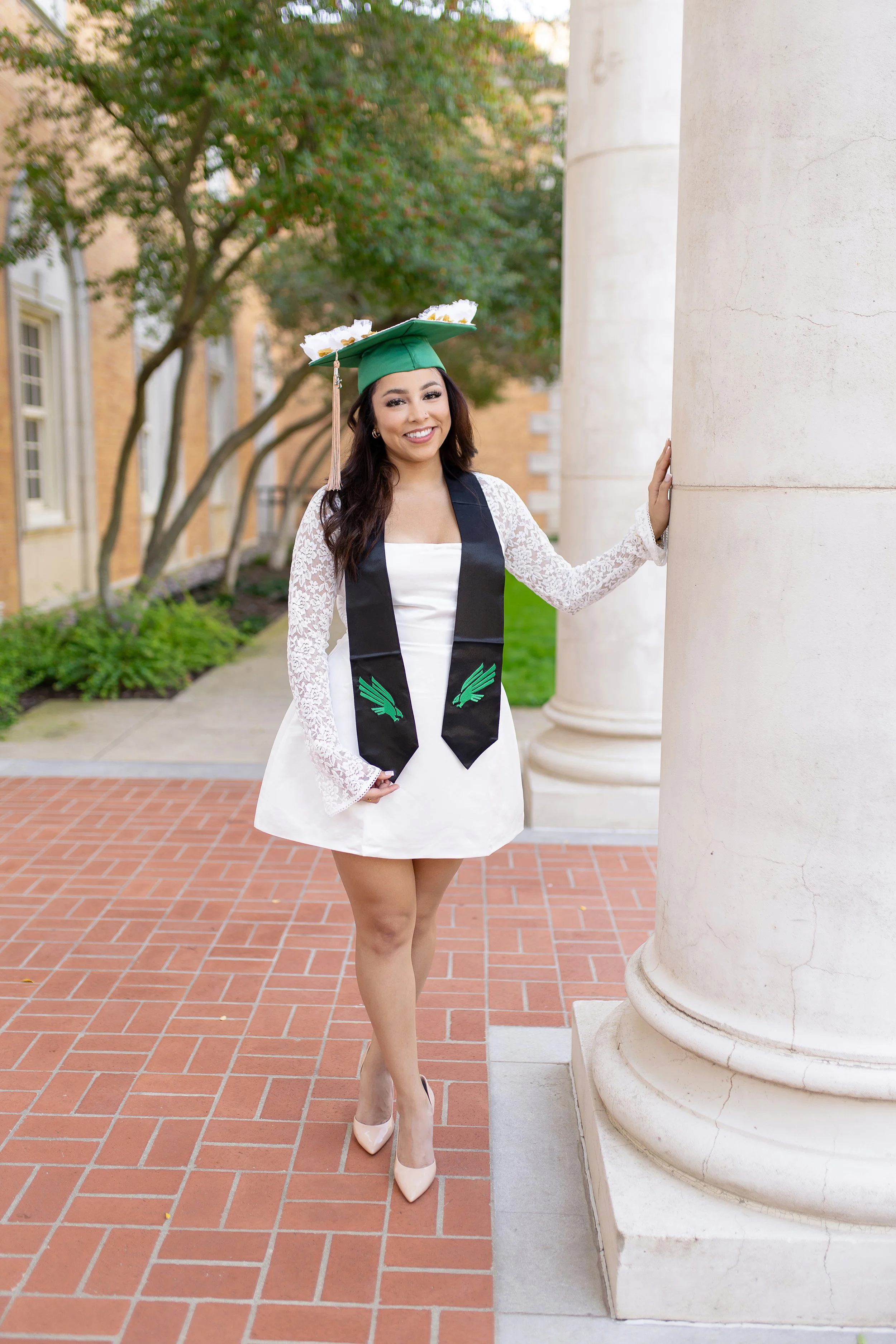 RS_Jackie_UNT_GradSession_DFWPhotographer_TeddyGiles-10.jpg
