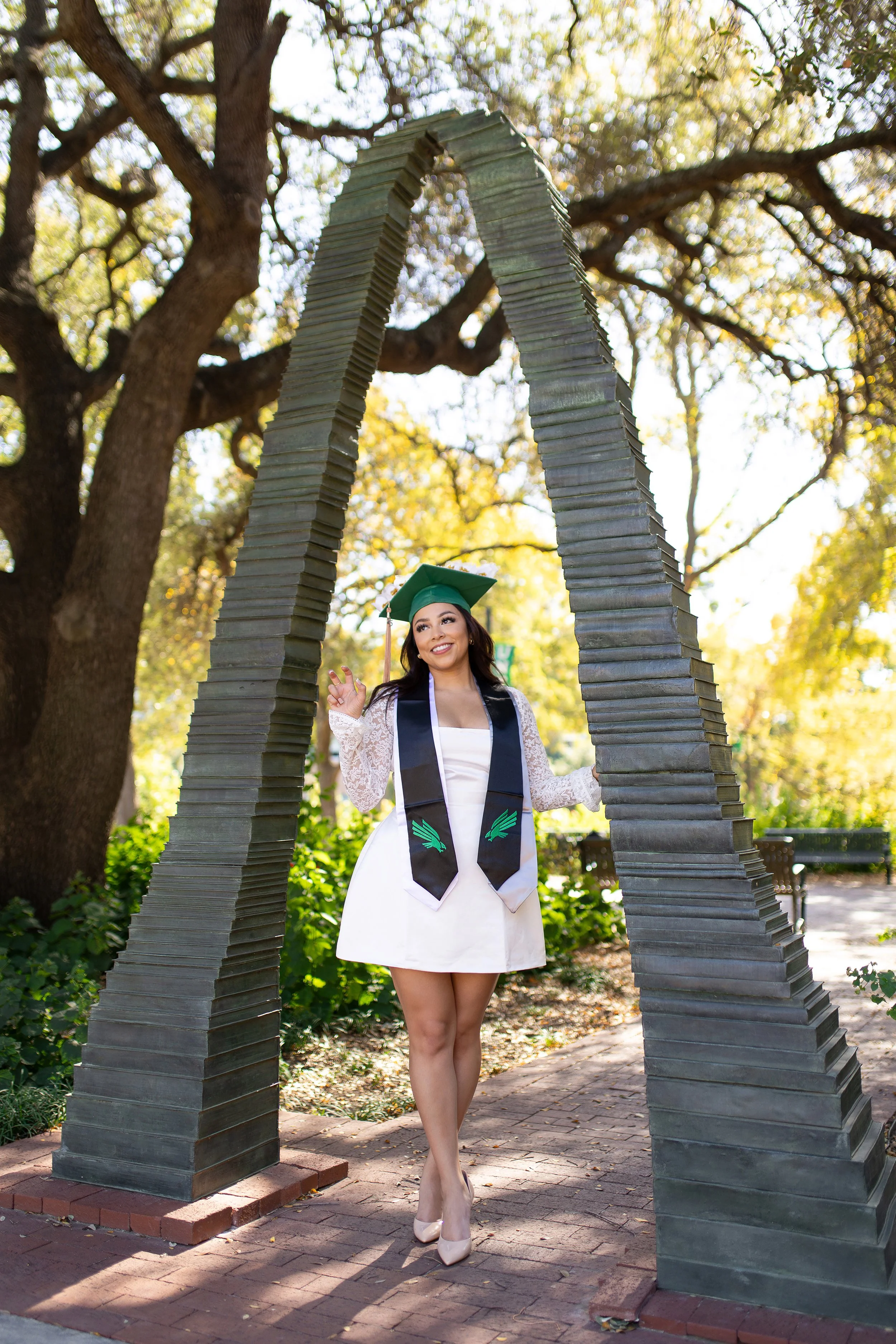 RS_Jackie_UNT_GradSession_DFWPhotographer_TeddyGiles-19.jpg