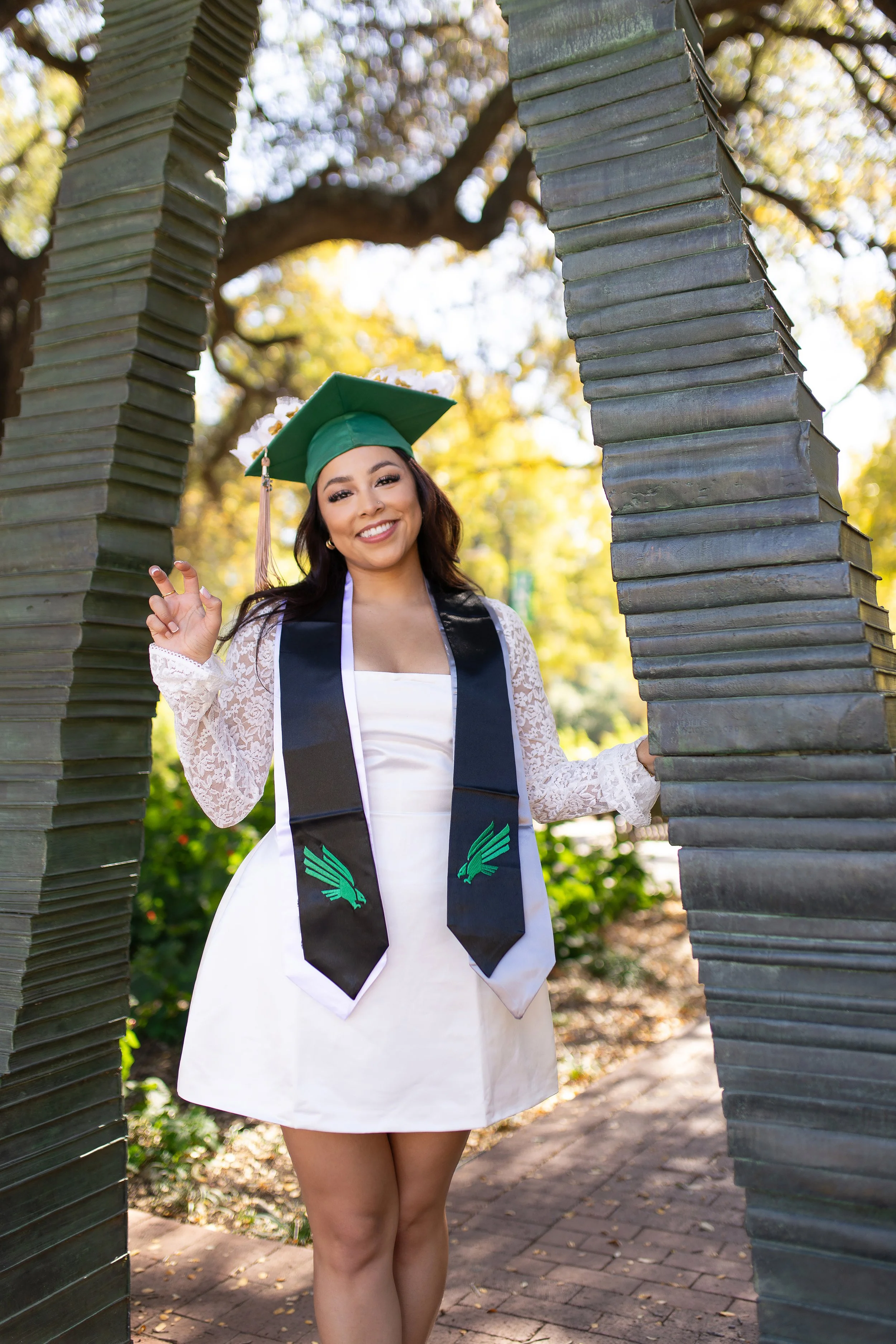 RS_Jackie_UNT_GradSession_DFWPhotographer_TeddyGiles-20.jpg