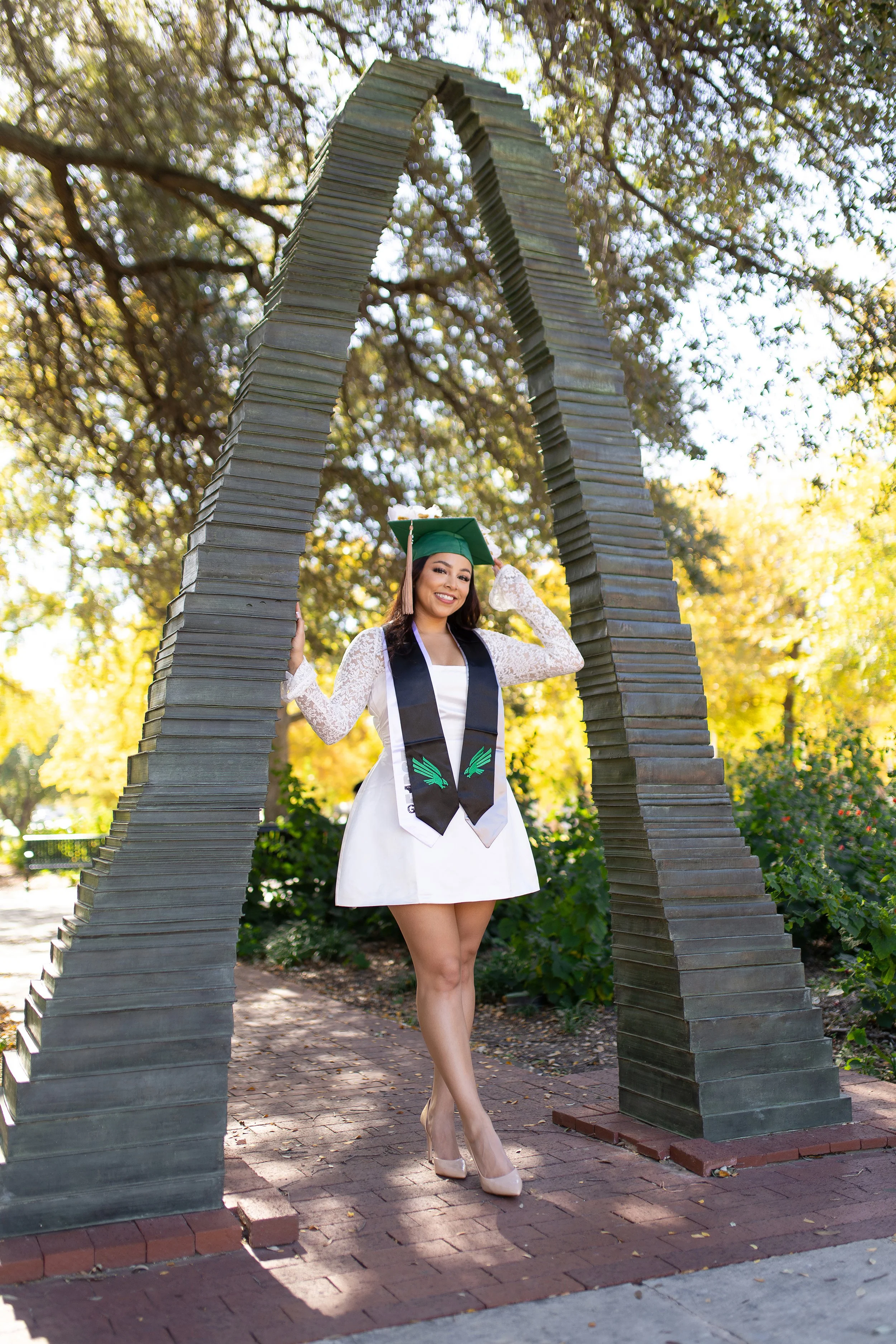 RS_Jackie_UNT_GradSession_DFWPhotographer_TeddyGiles-24.jpg