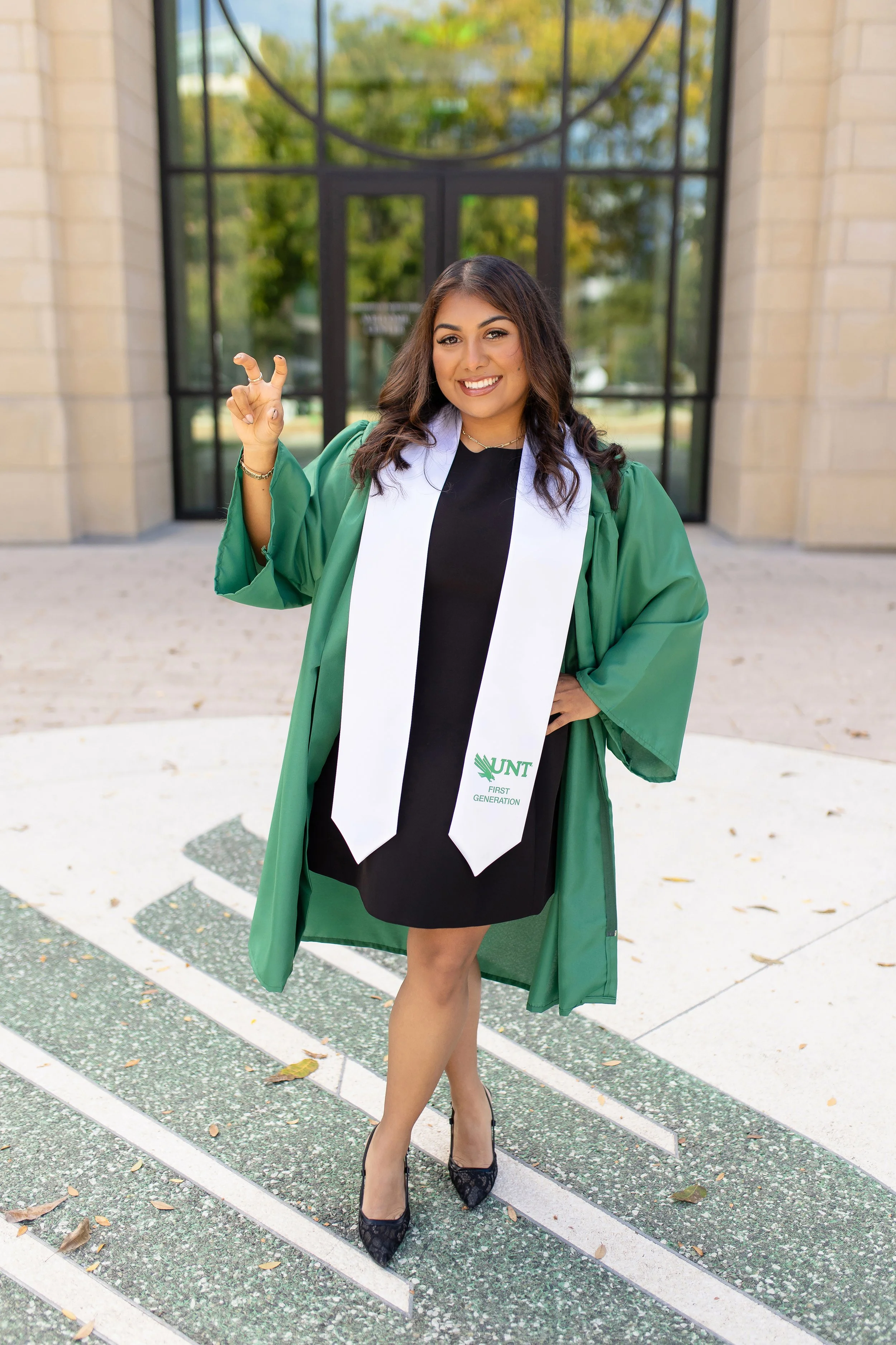 RS_Daisy_UNT_GradSession_DFWPhotographer_TeddyGiles-14.jpg
