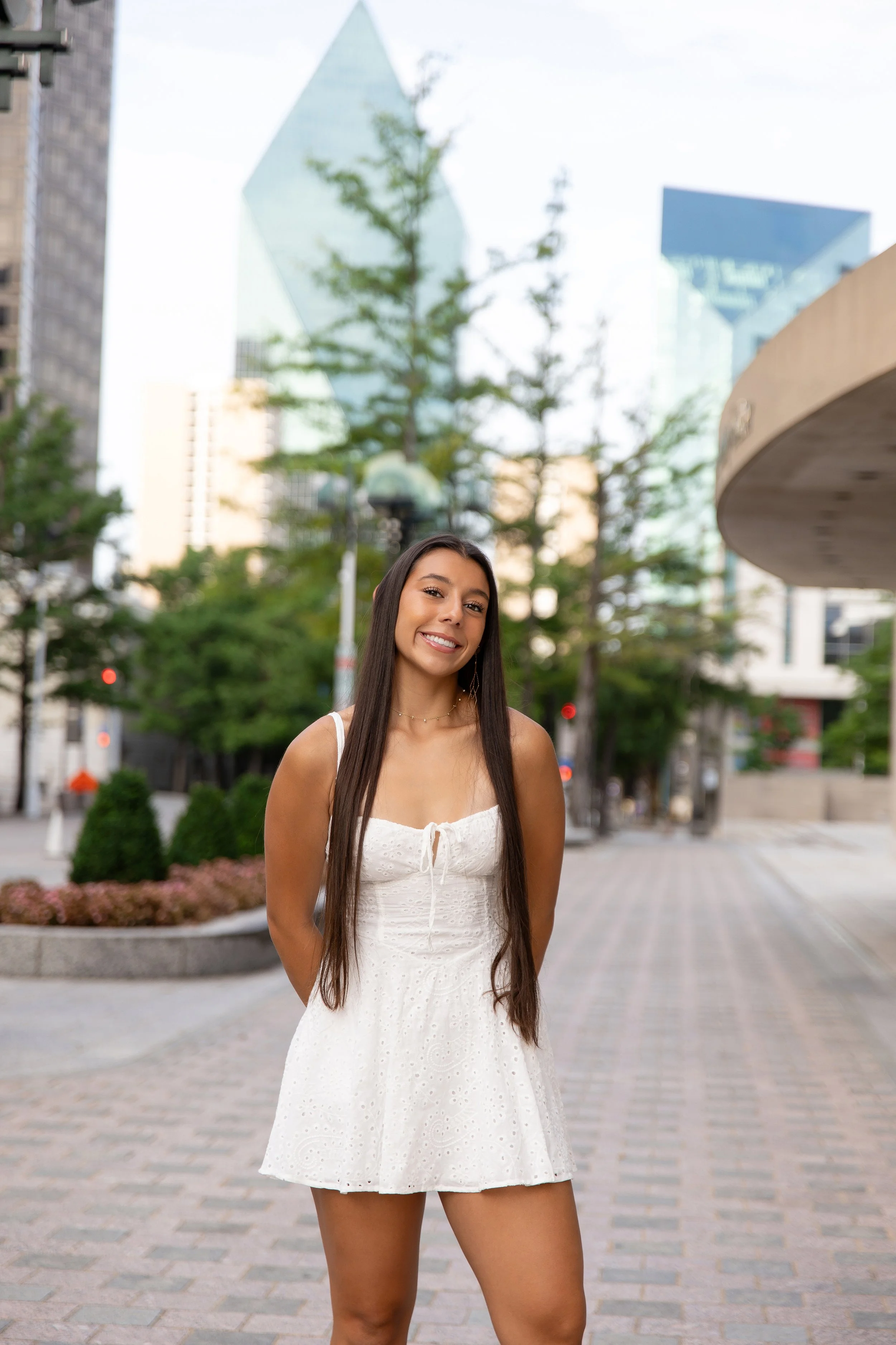 RS_Laila_SeniorSession_DFWPhotographer_TeddyGiles-02.jpg
