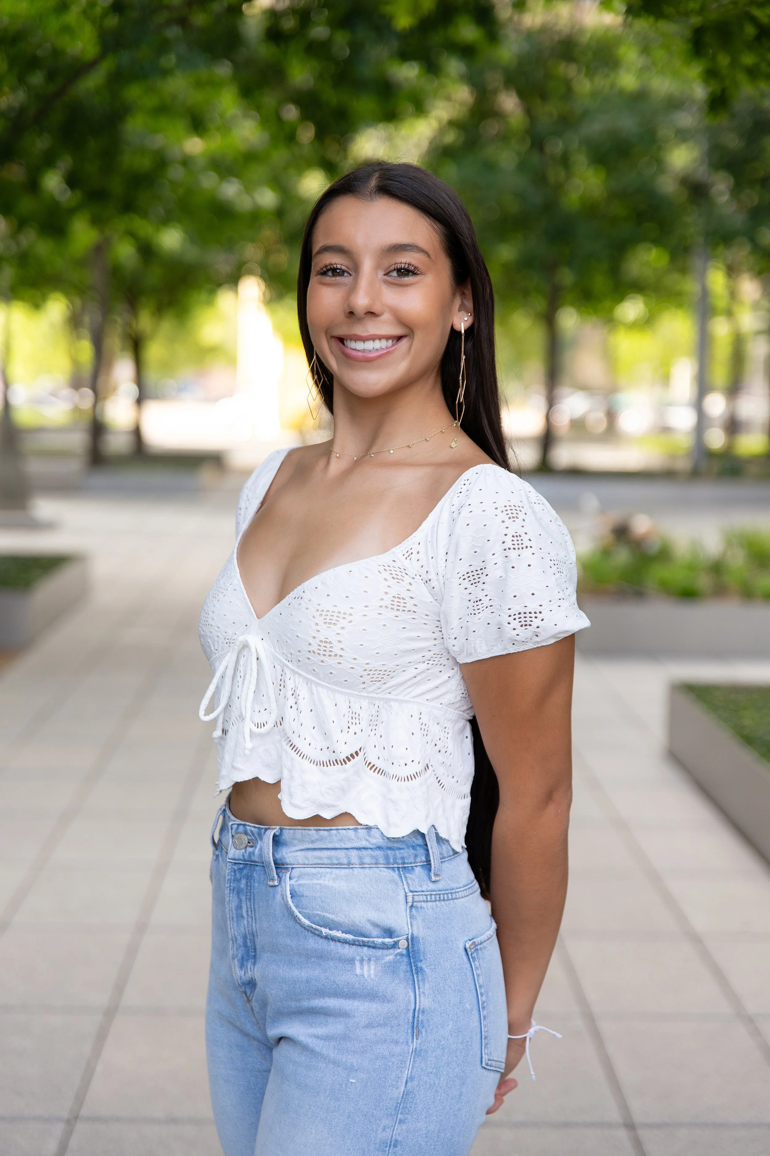 RS_Laila_SeniorSession_DFWPhotographer_TeddyGiles-12.jpg