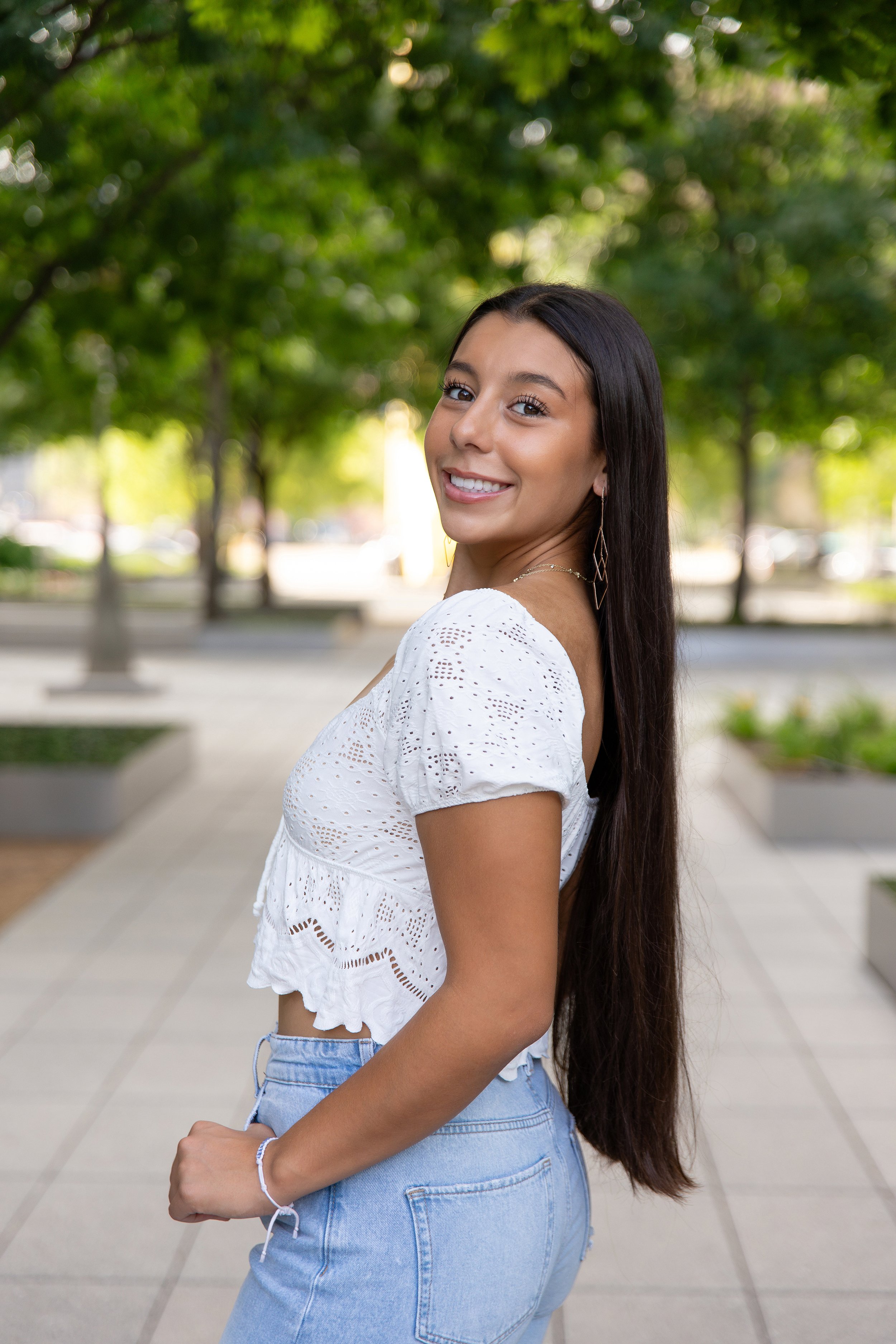 RS_Laila_SeniorSession_DFWPhotographer_TeddyGiles-13.jpg