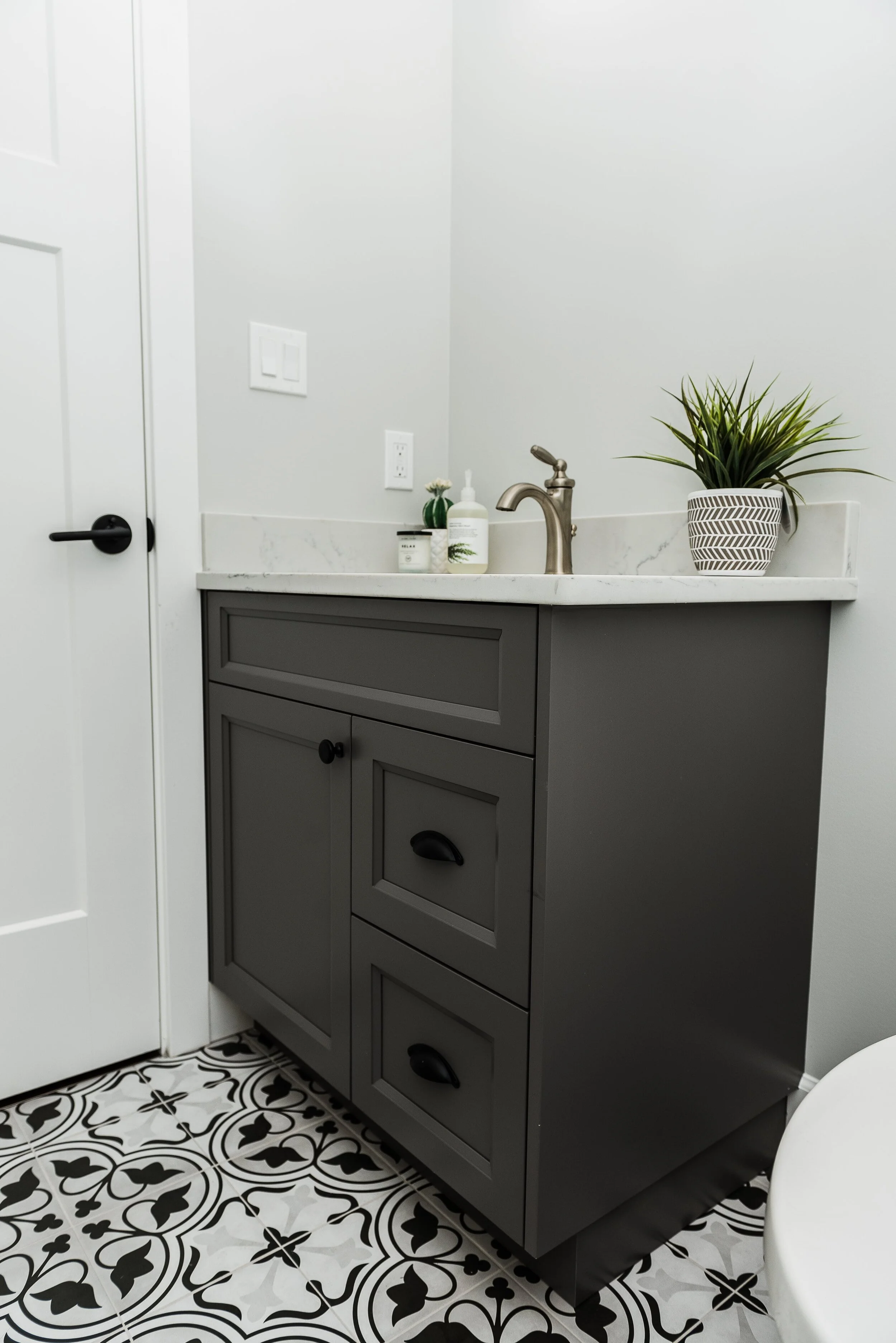 Vandine Heronwood-0038-min.jpg