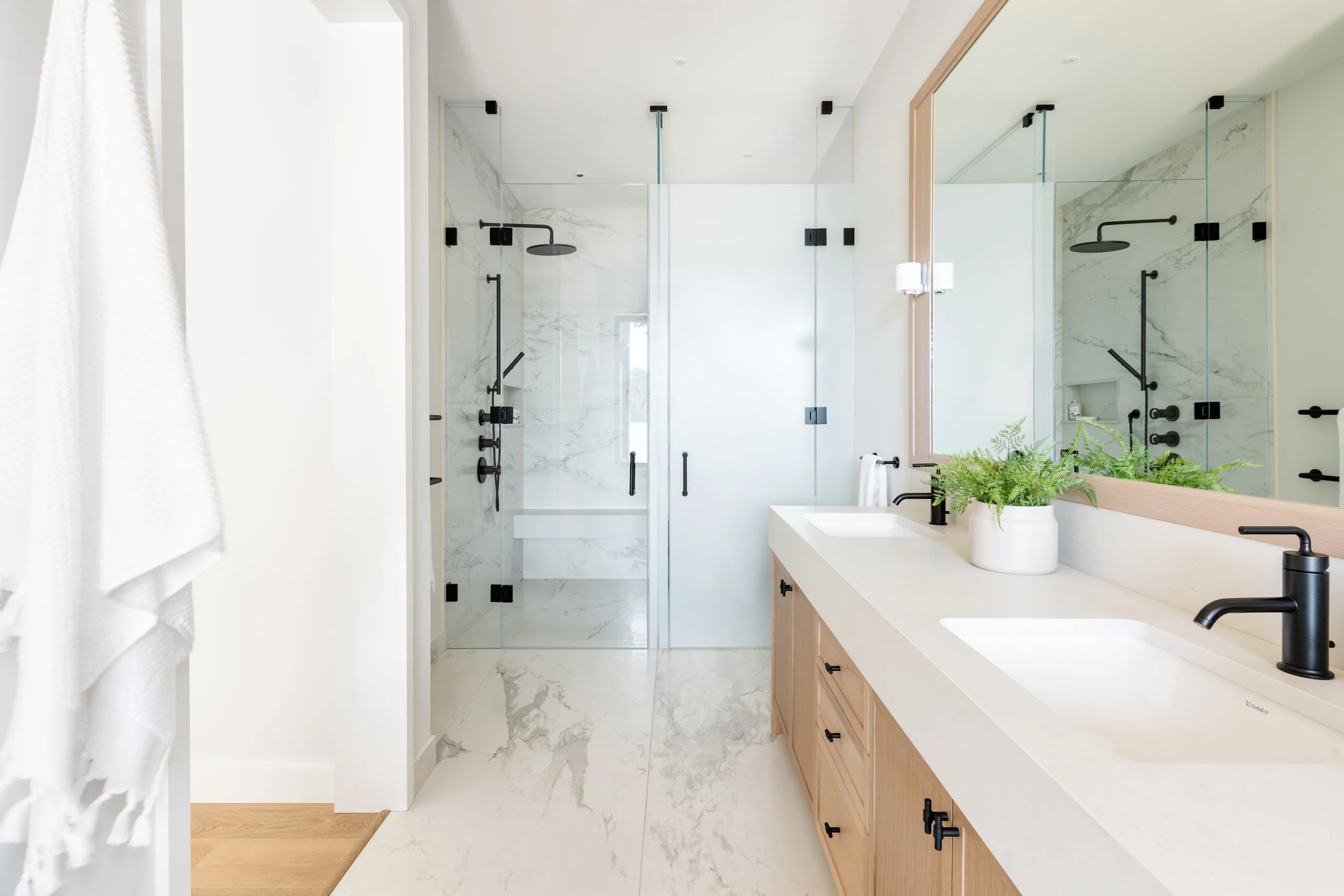 HeronwoodCustomCabinetryLakefrontEstateProject-68.jpg