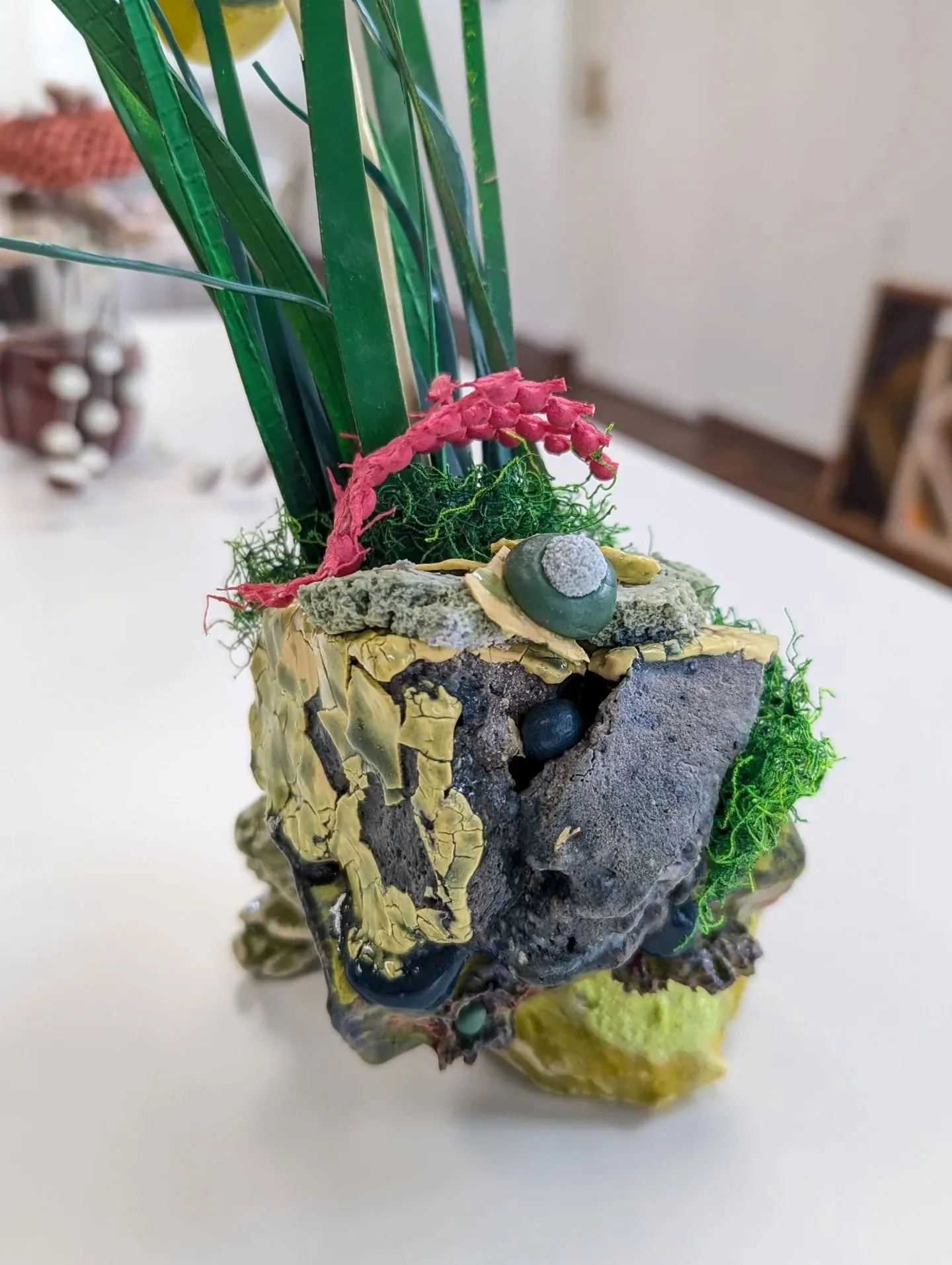 This exhibition is ALL about the details and the power and skill of the traditional arts 🎨🧶🪵 Come see all the work for yourself and take a gentle walk through the gallery on a Friday night 😌

The artists featured in Organic Matter are Ali Della B