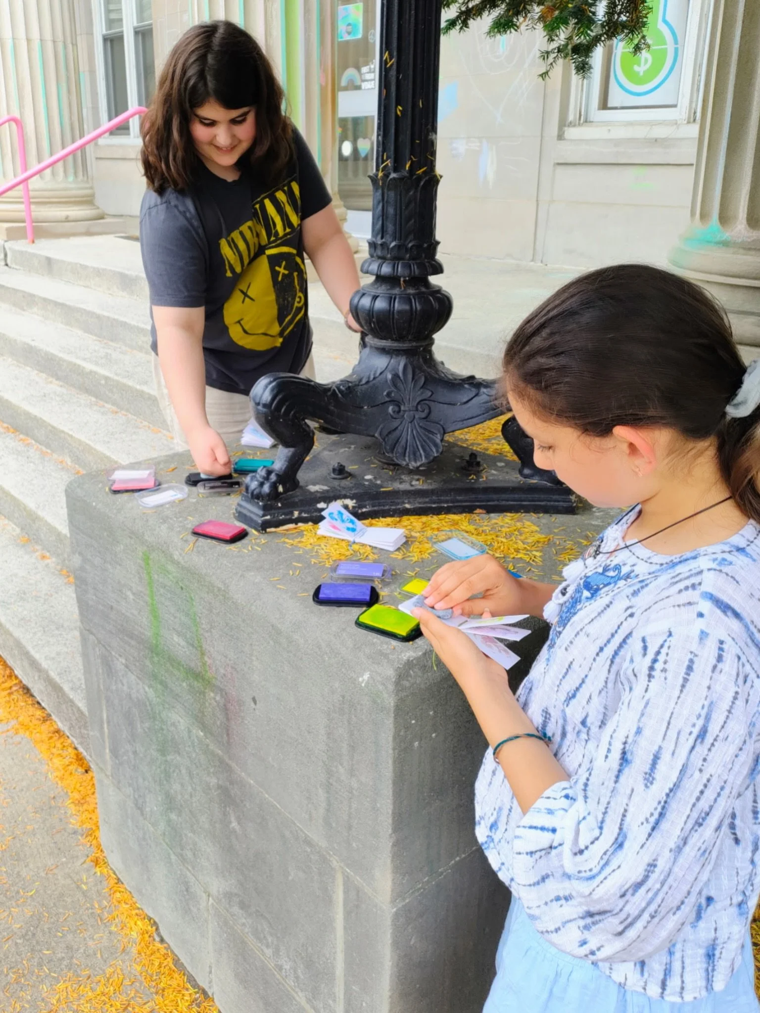 Check out this cool project our Art Club students created today using just kneadable erasers, ink, and textures found throughout our campus! 🌞 Printmaking on-the-go! We were able to fill their mini-sketchbooks just before the rain started. ☔️ Hard t