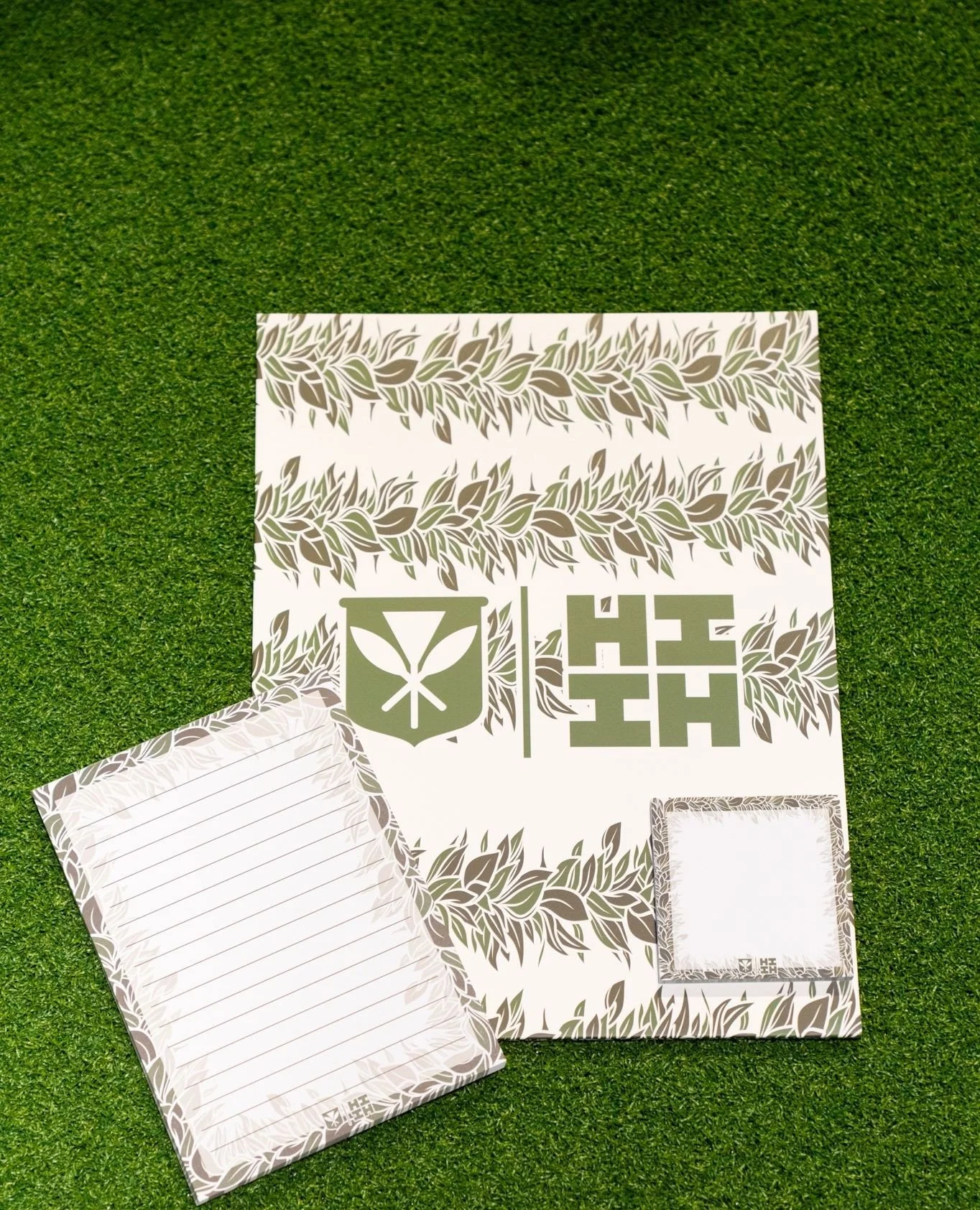A little motivation starts with a fresh notepad. ✍️📓⁠
⁠
Big ideas, daily reminders, and everything in between. Our stationery set is here to keep you organized and ready for whatever the day brings! #HIFinest