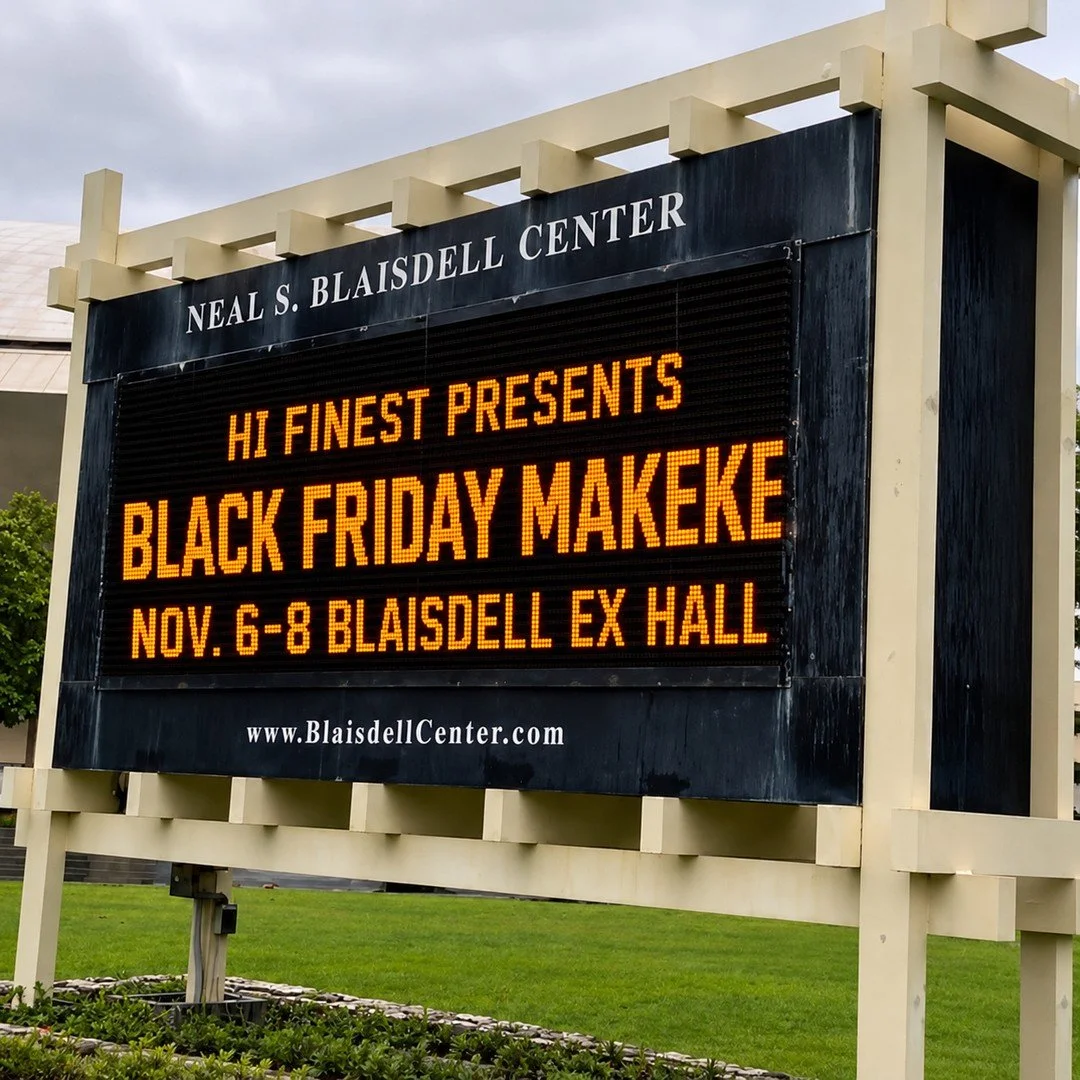 🚨 THE BIGGEST MĀKEKE IS COMING! 🚨⁠
⁠
The countdown is ON for one of Hawai&lsquo;i&rsquo;s BIGGEST shopping events! 🔥⁠
⁠
🛍️ 250+ LOCAL VENDORS⁠
🎟️ FREE ENTRY⁠
🚗 ON-SITE PARKING⁠
📍 Blaisdell Exhibition Hall⁠
📅 November 6&ndash;8⁠
⁠
Shop local, 