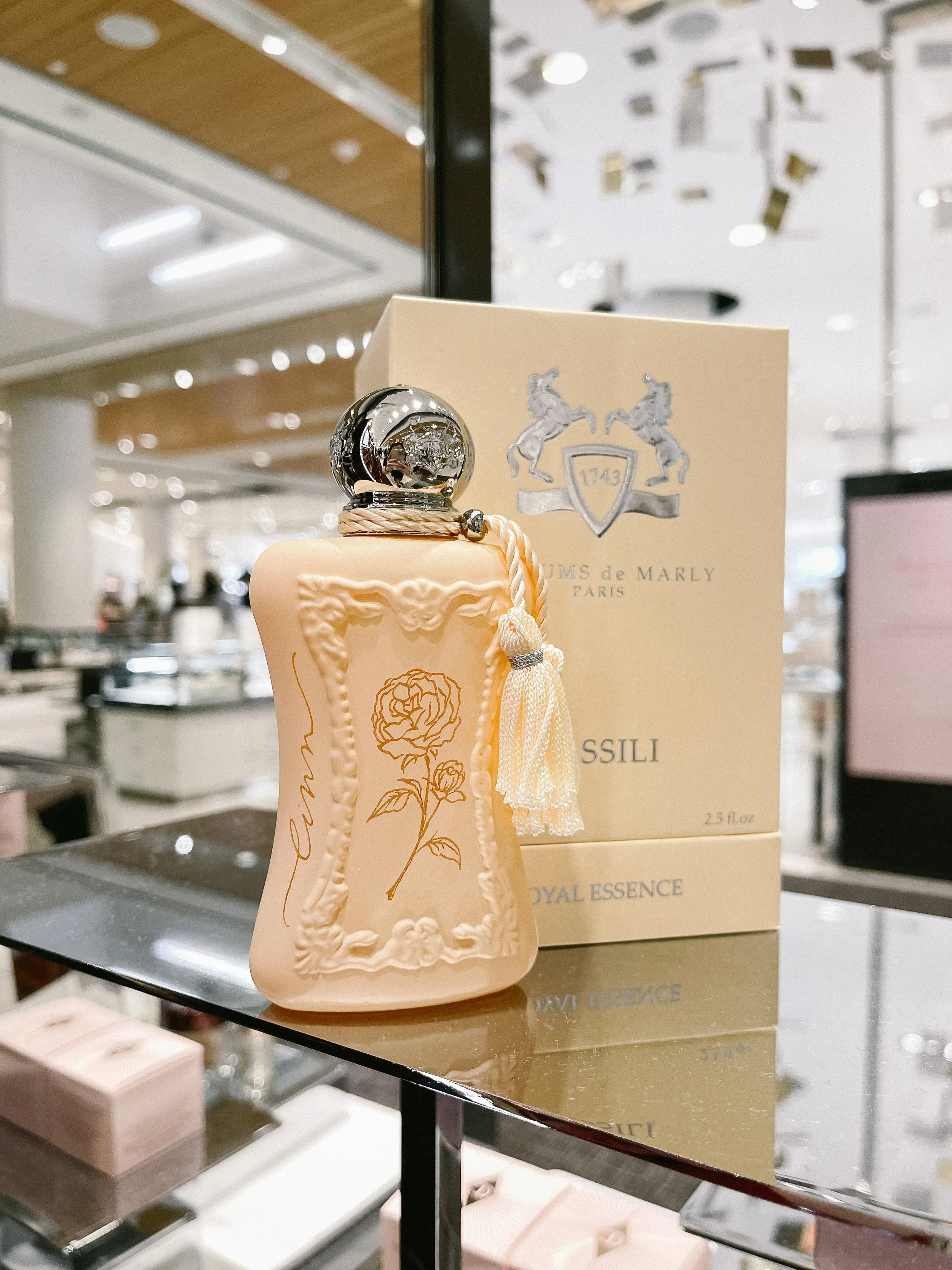 Parfums de Marly | Engraving