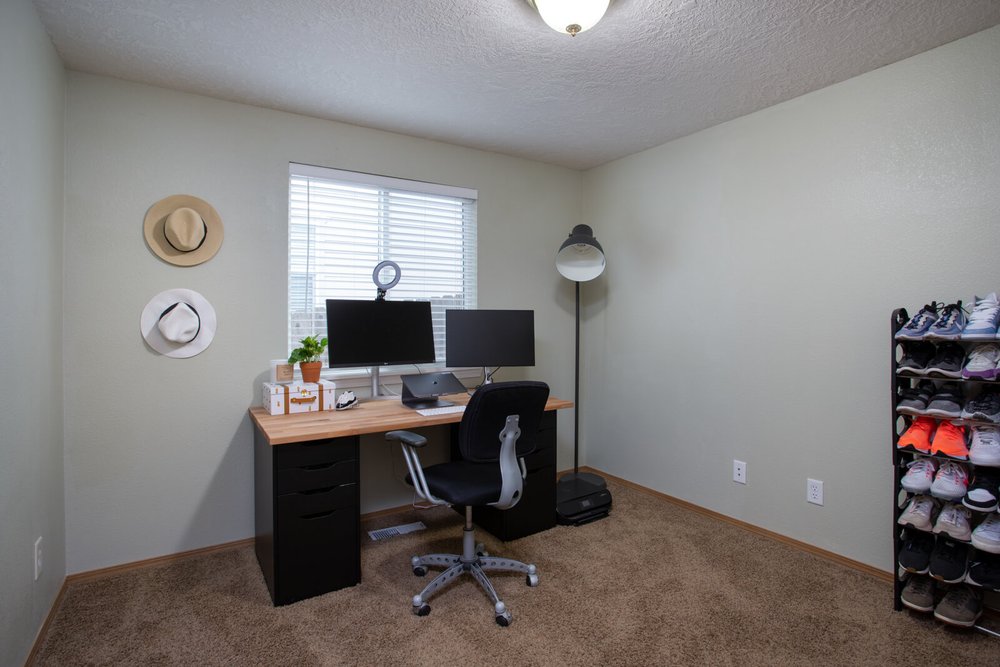home office in home for sale in salem oregon