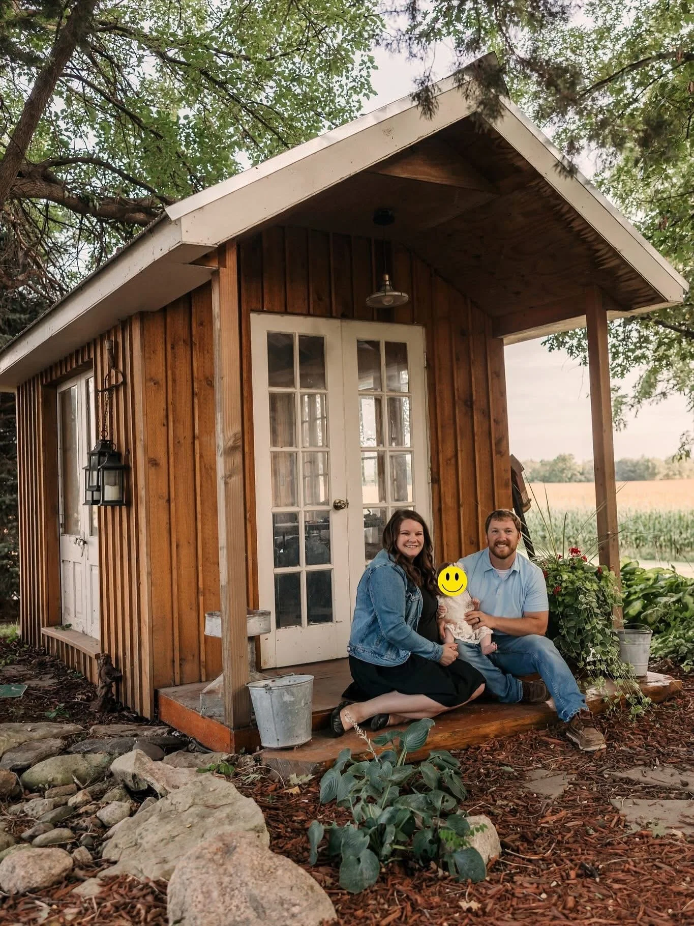 Back where it all began 🐄📸💛

Some stories come full circle in the most beautiful ways. What an honor to be doing photos for this new family of three, mom, dad, and their adorable little one back at the very same farm where they got married. Only n