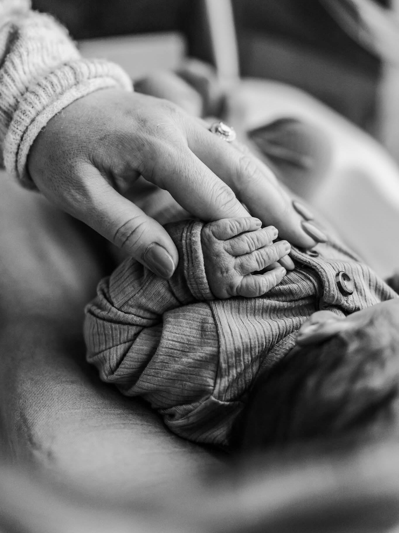 Welcome to this world little one 🖤