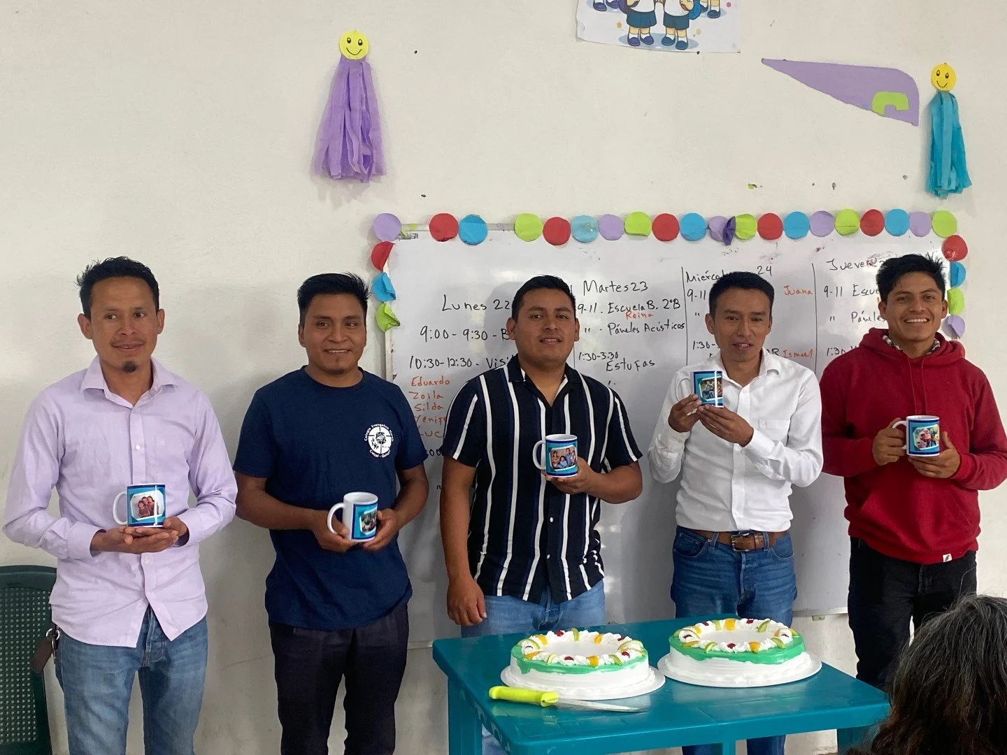 Happy Father's Day to our special HOREB Teachers!

A strong father figure who fears the Lord is such a precious gift to his children. We are so grateful for these wonderful men and for the example they set for the boys at Colegio Horeb. 

May God con