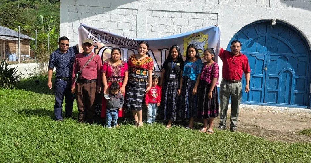 Getting to Zona Reyna can require long travel, difficult roads, and river crossings. But at the end of the journey, students and church leaders gather to study Scripture and prepare for faithful ministry.

Poverty and isolation make biblical training