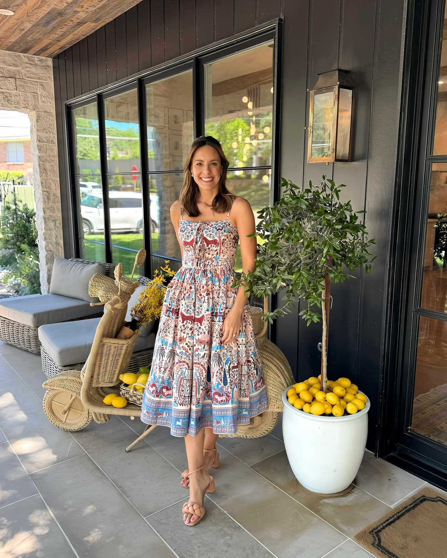 An afternoon in Amalfi 🍋 what a treat to serve again on the host committee for our school&rsquo;s Favorite Things Party this weekend! This party is a labor of love - tons of our favorite brands generously donate items and our attendees go home with 