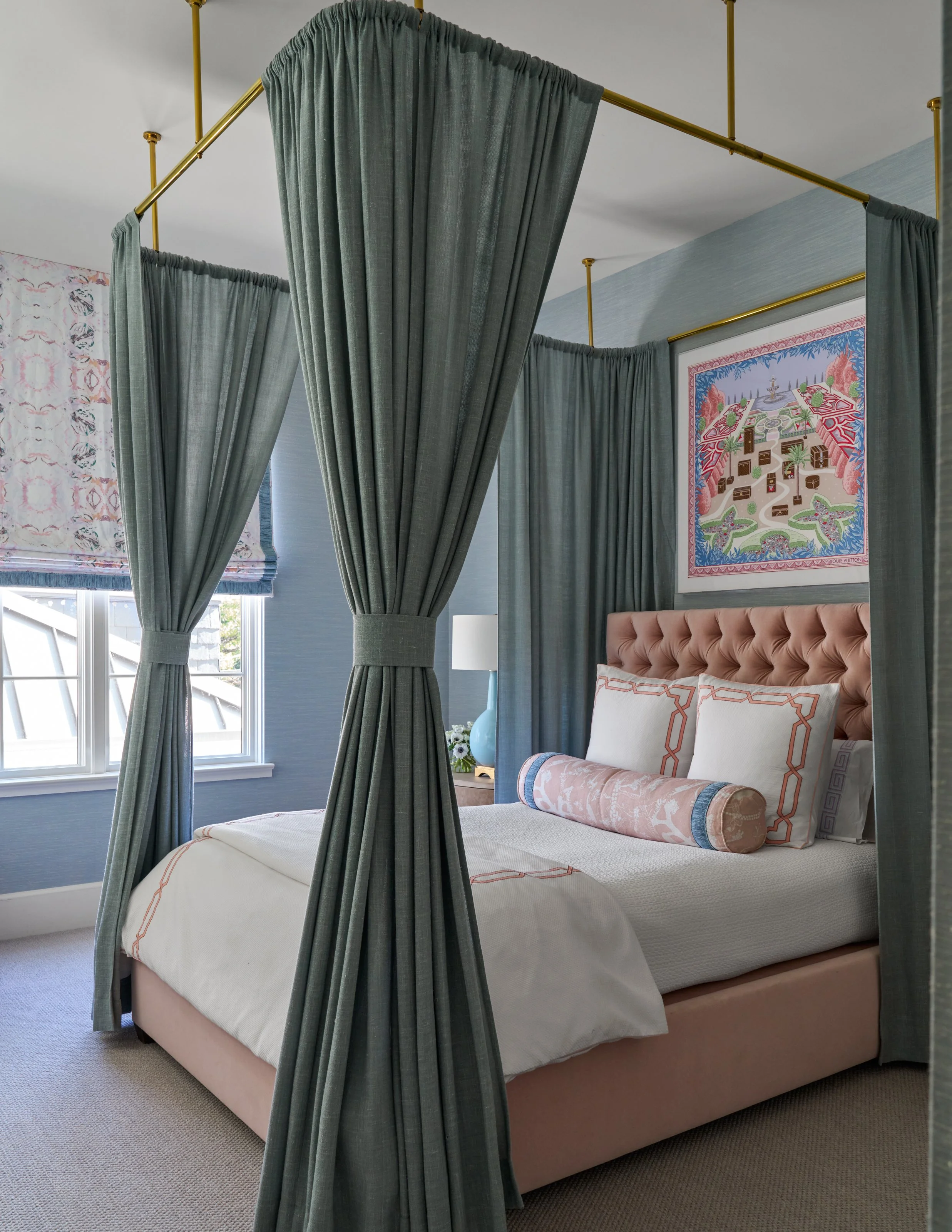 7. Custom_Bedroom_Furnishings.jpg