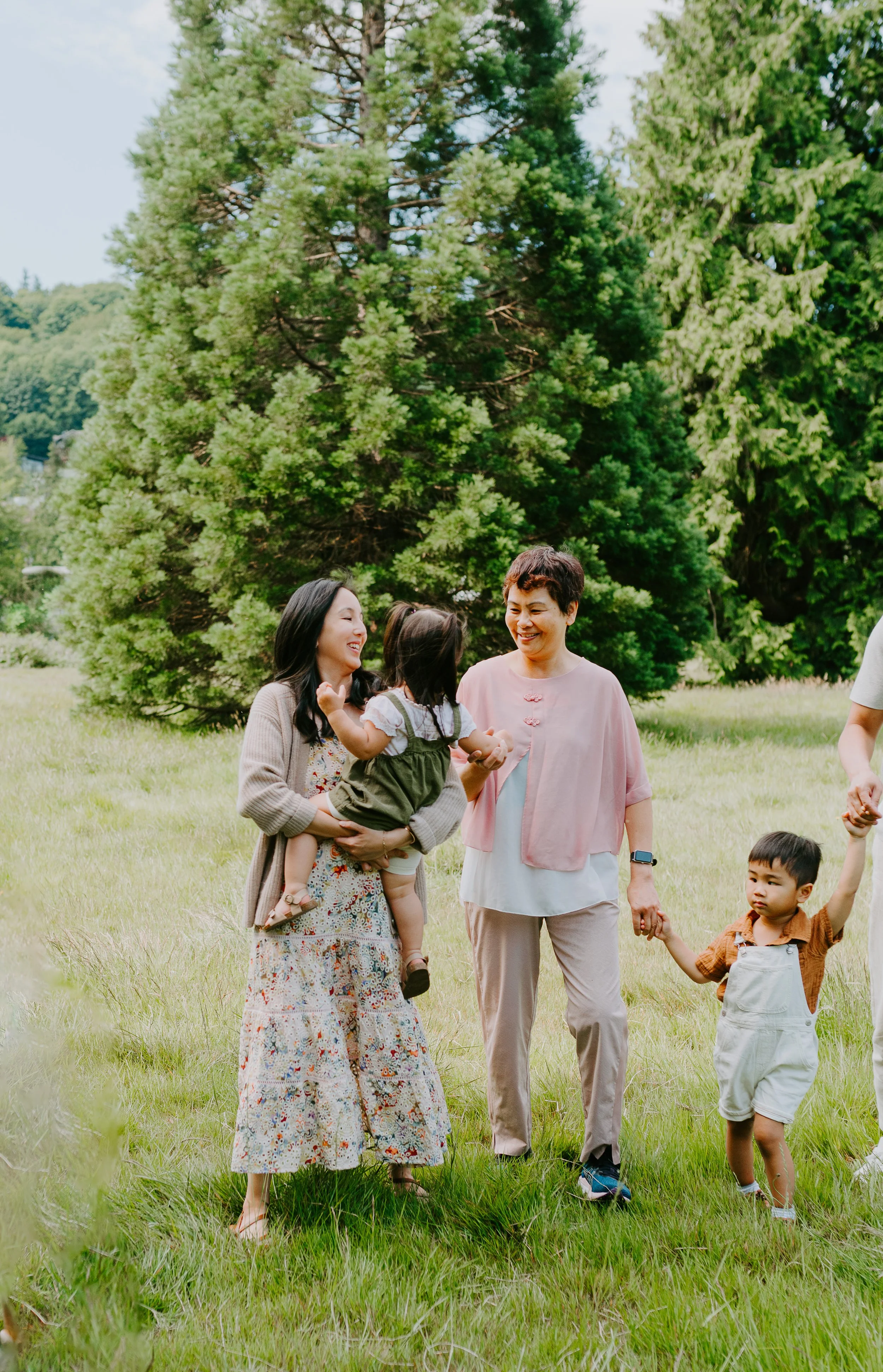Seattle Extended Family Photographer