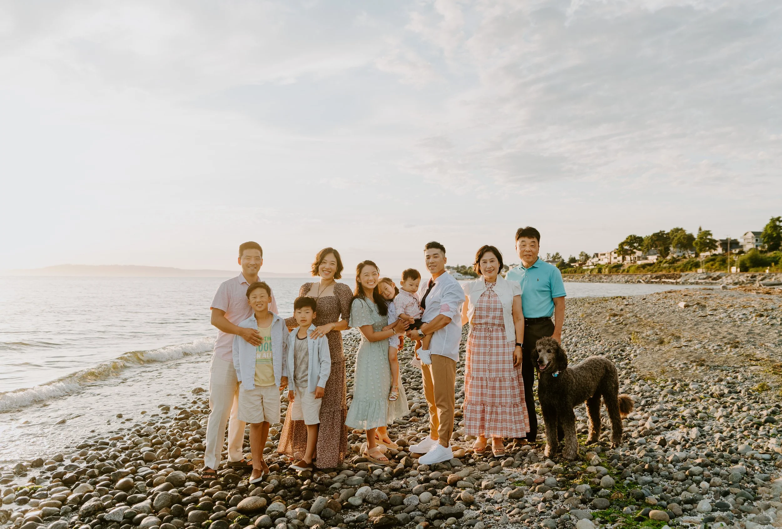 Seattle Extended Family Photographer