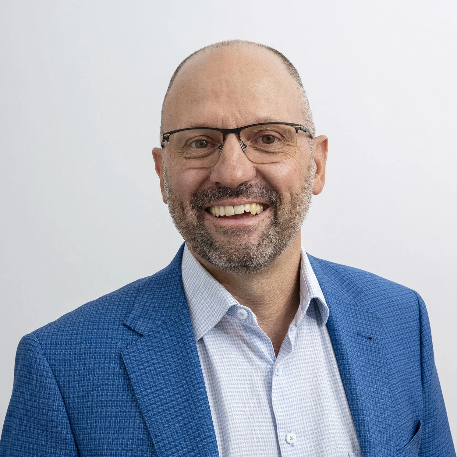 corporate-head-shot-portraiture-people-photography-adelaide-commercial-photographer-eyefood