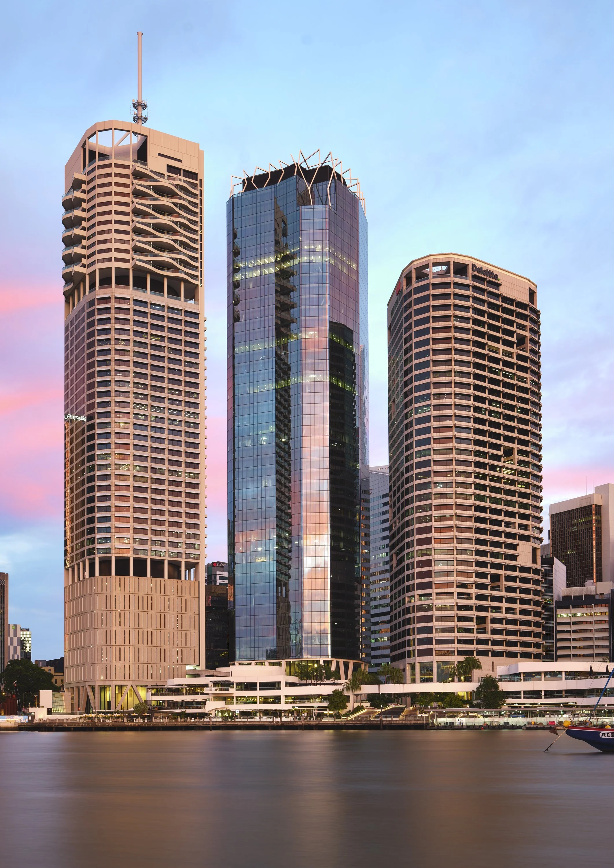 wide view-Ext-Vertical-4.jpg