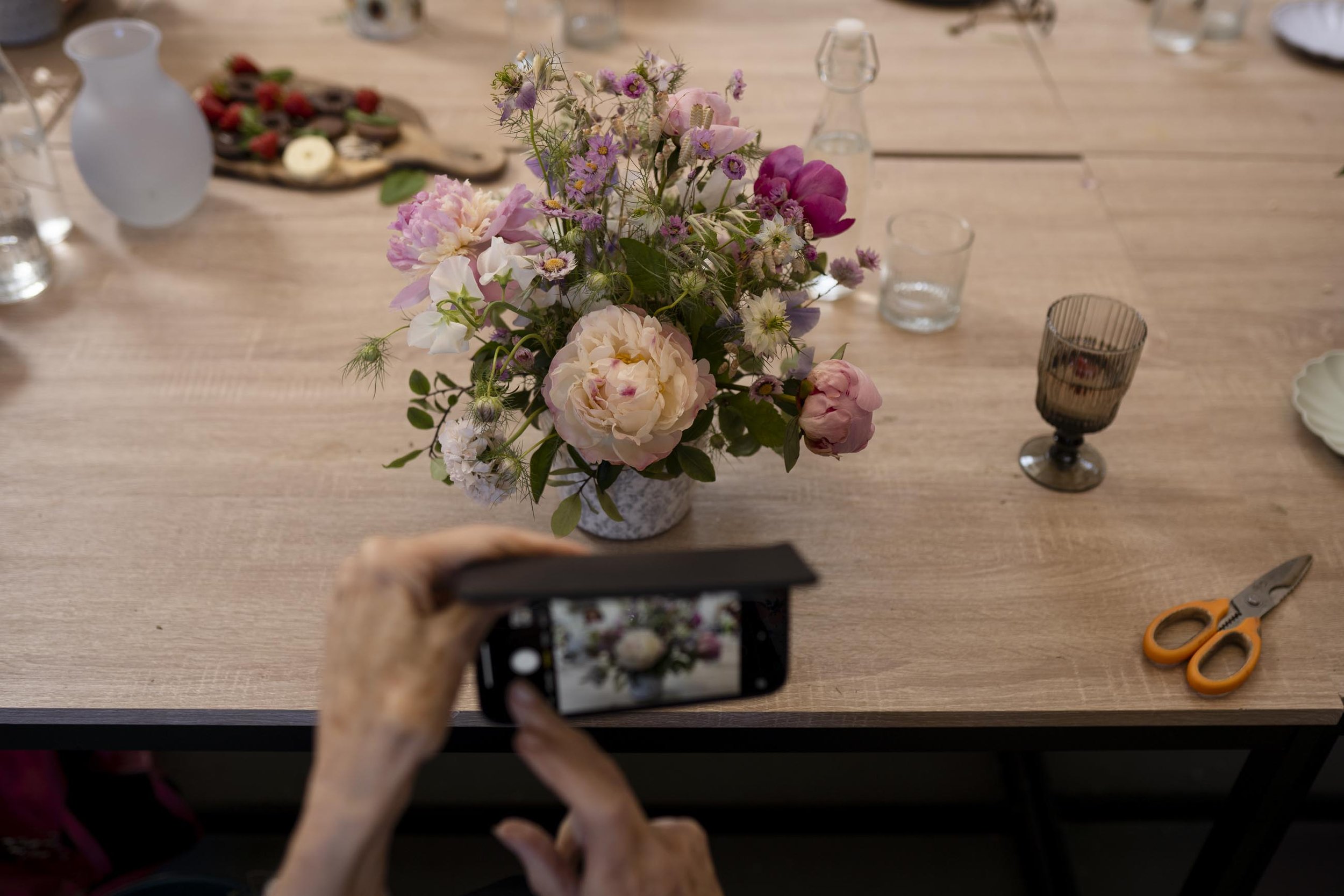 Flourish Sussex Flower School Peony Bouquet Workshop