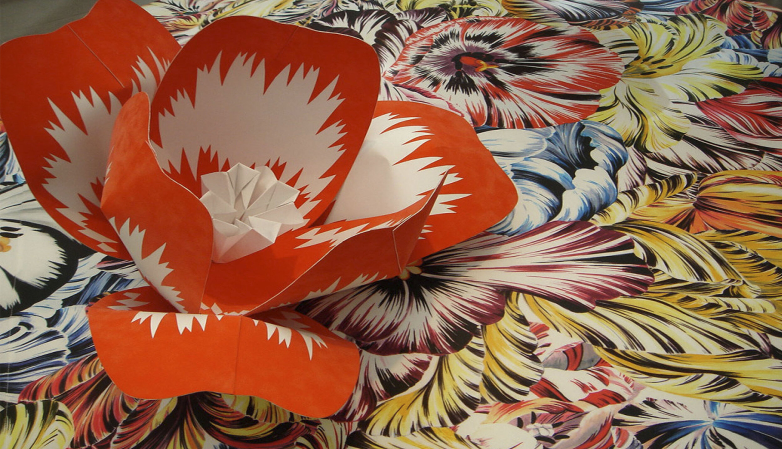 3-missoni-zoerbadley-paper-artist-paperflower-large-installation-design-printed.jpg