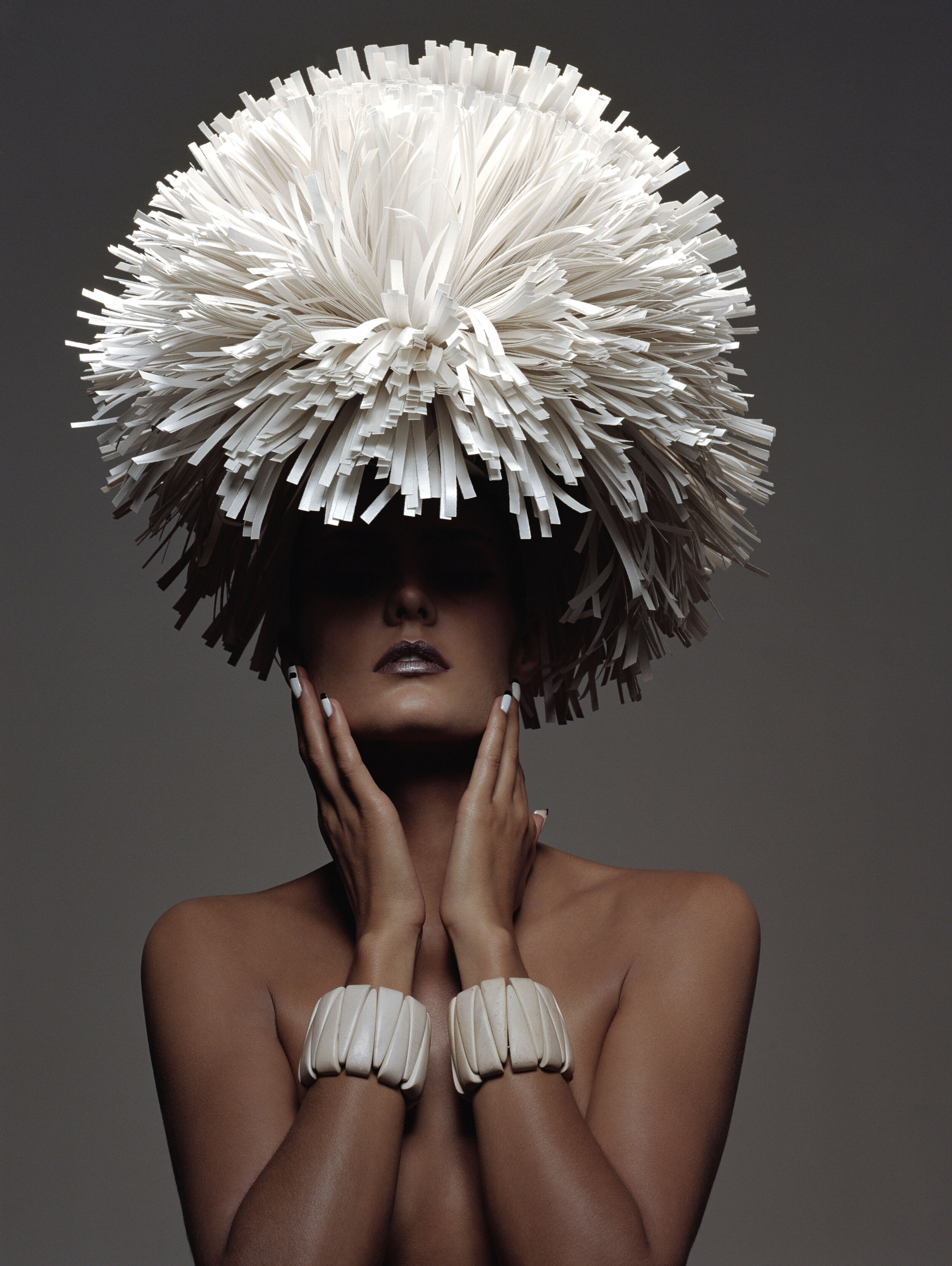 surface-headpiece-paper-art-fashion-paperart-design.jpg