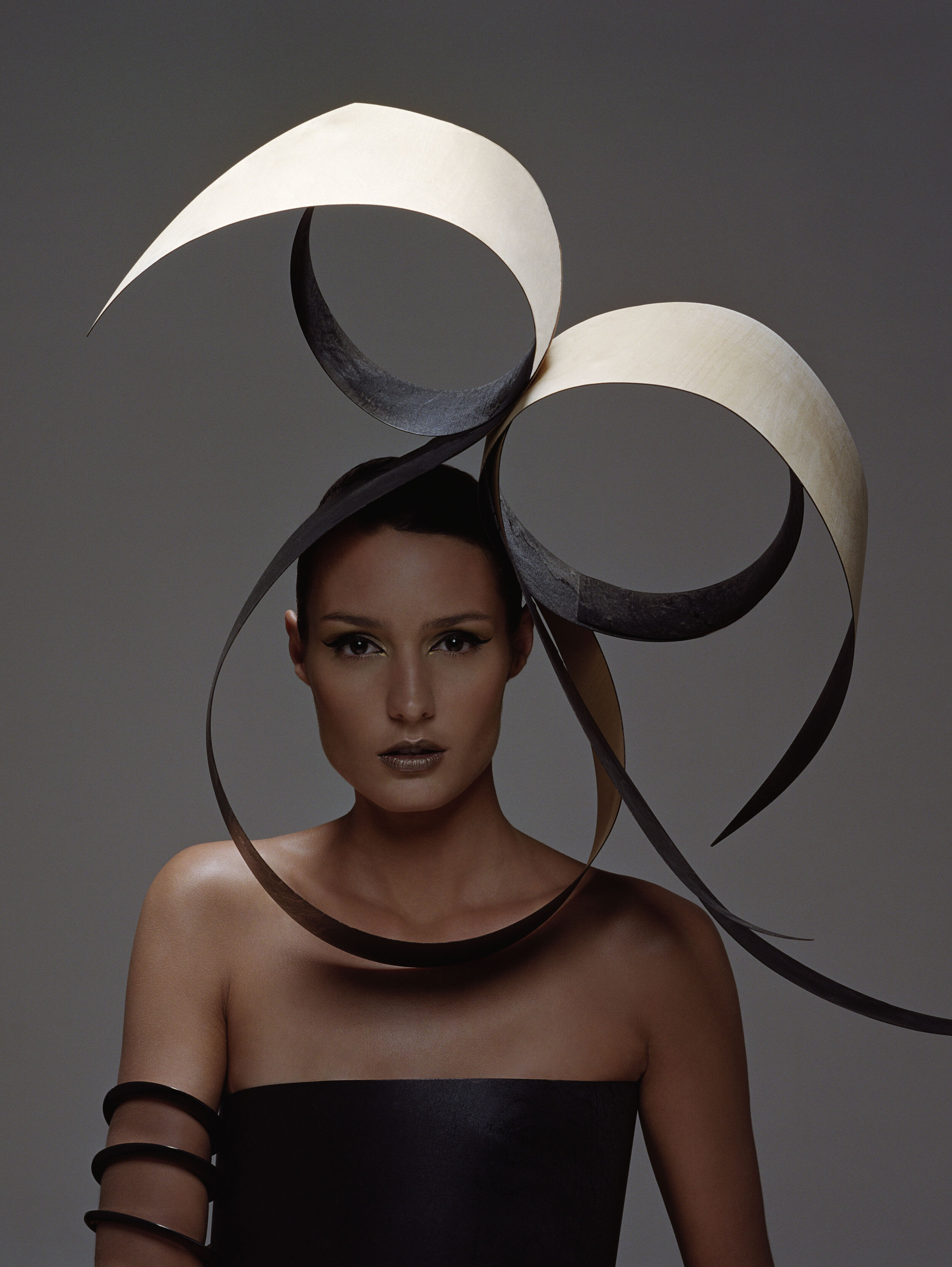 surface-headpiece-paper-art-fashion-paperart-design7.jpg