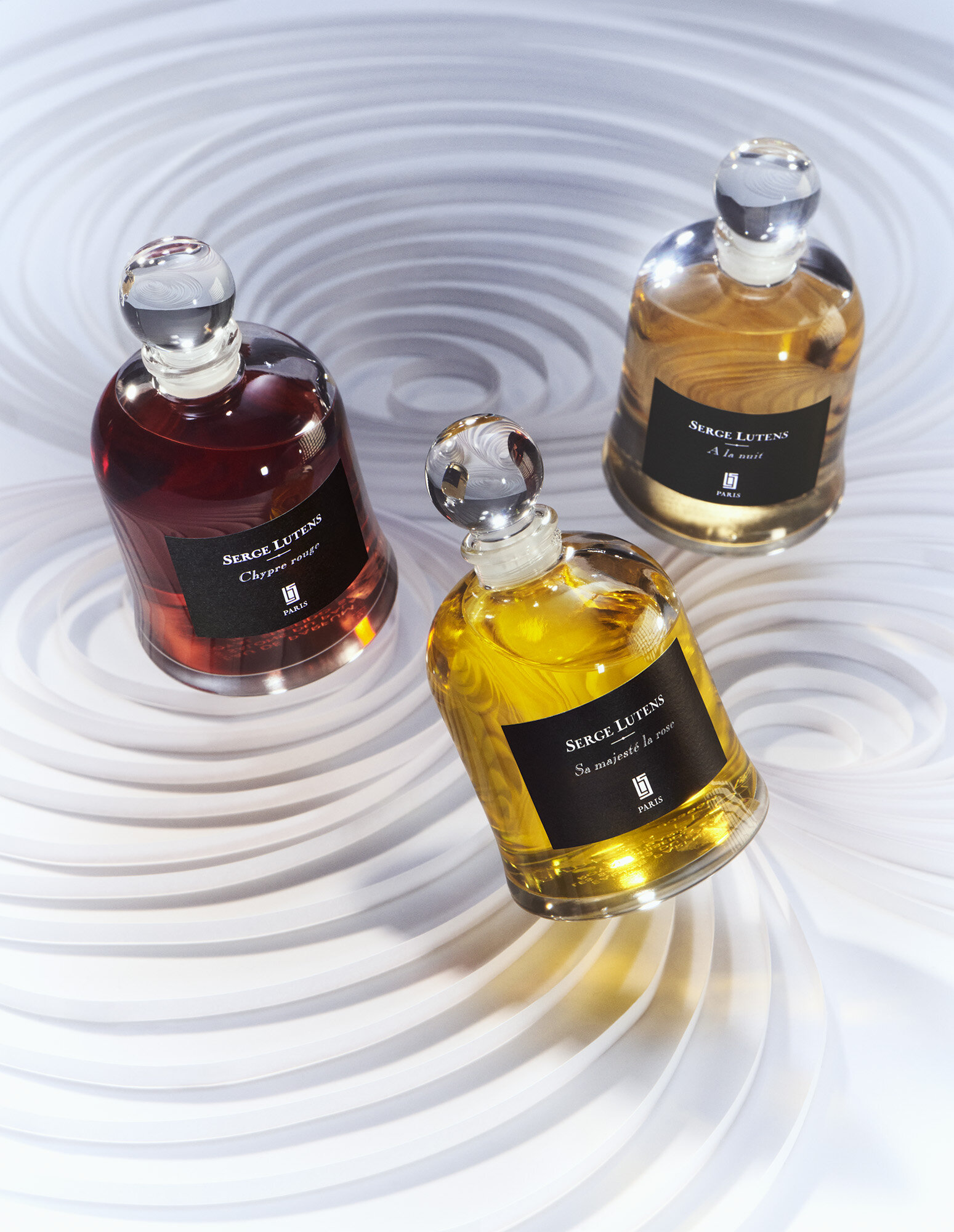 zoe-bradley-design-harrods-perfume-set-design-paper-art-ripple-fragraence-props.jpg