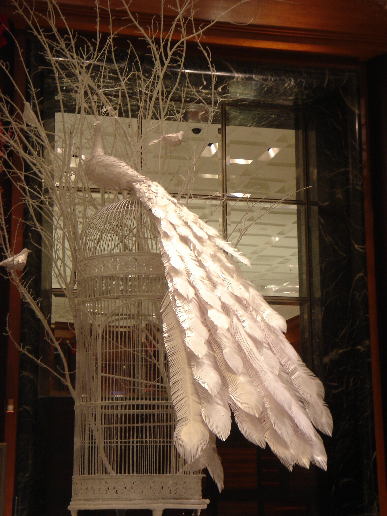 tiffany-new-york-paper-art-christmas-window-display-paper-peacock-paper-sculpture-2.JPG