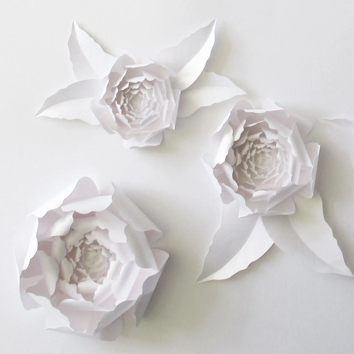 paper-peony-frame-artwork-paperartist-zoe-bradley-design-home-decor-luxury-3.jpg