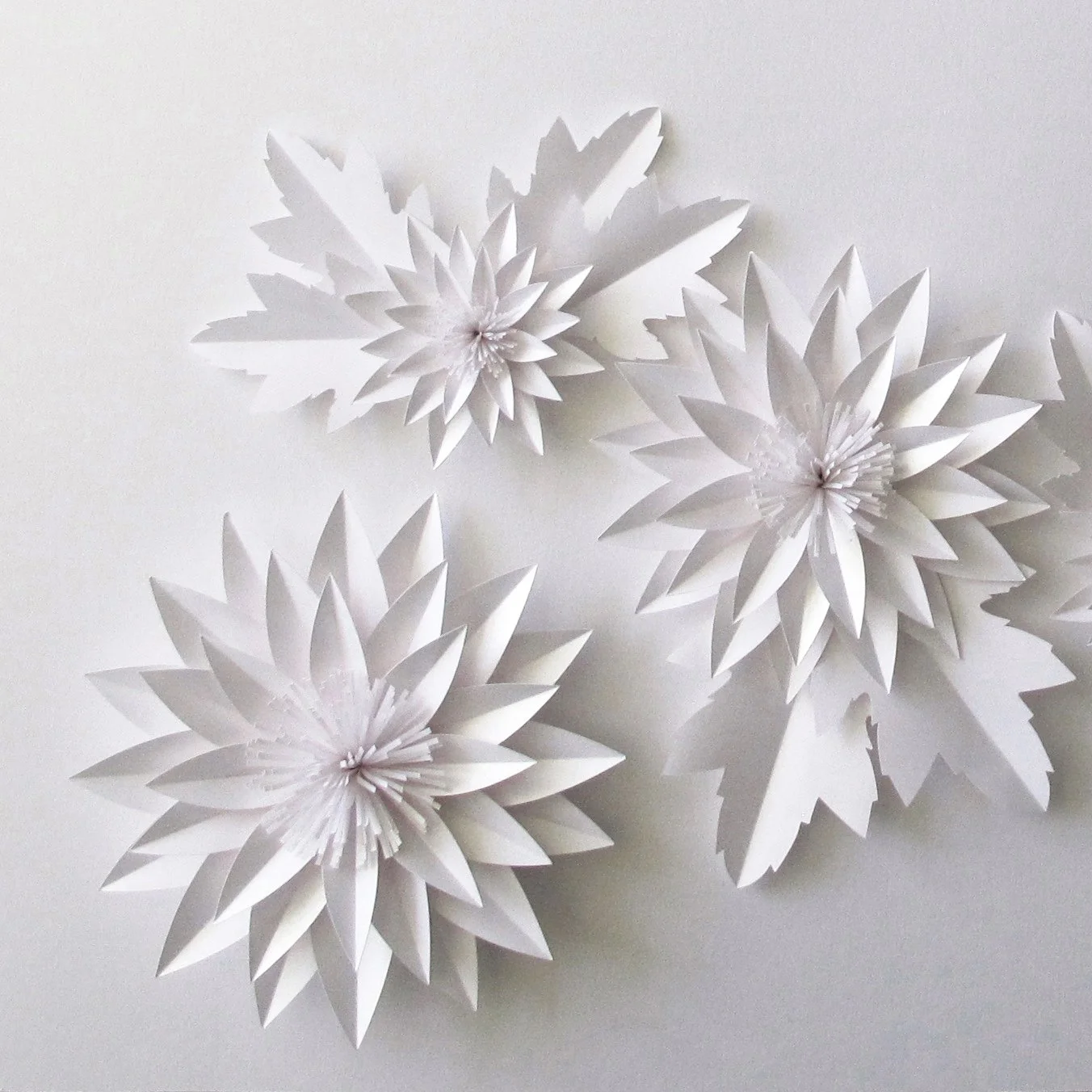 paper-sunflower-frame-artwork-paperartist-zoe-bradley-design-home-decor-luxury-3.jpg