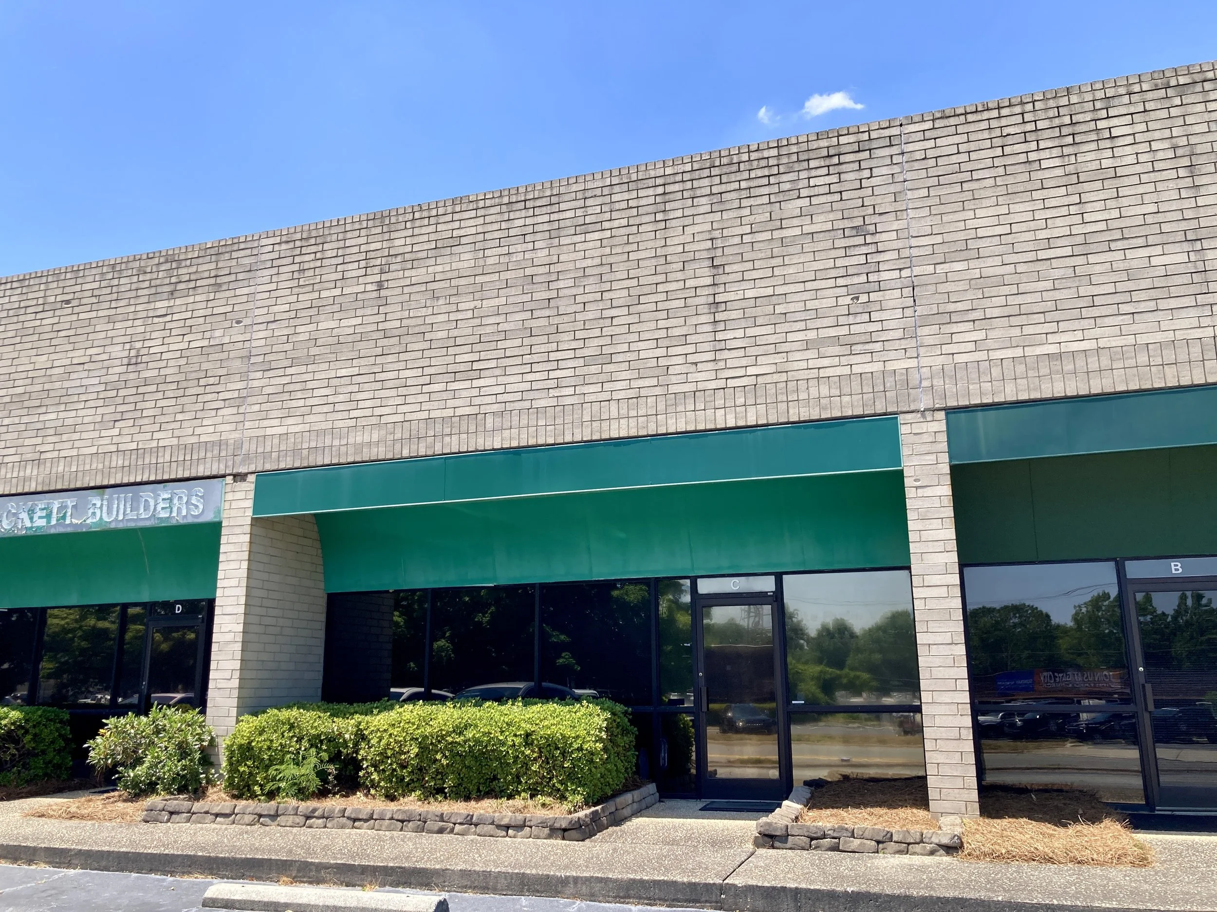 Storefront of 200 Pomona Drive